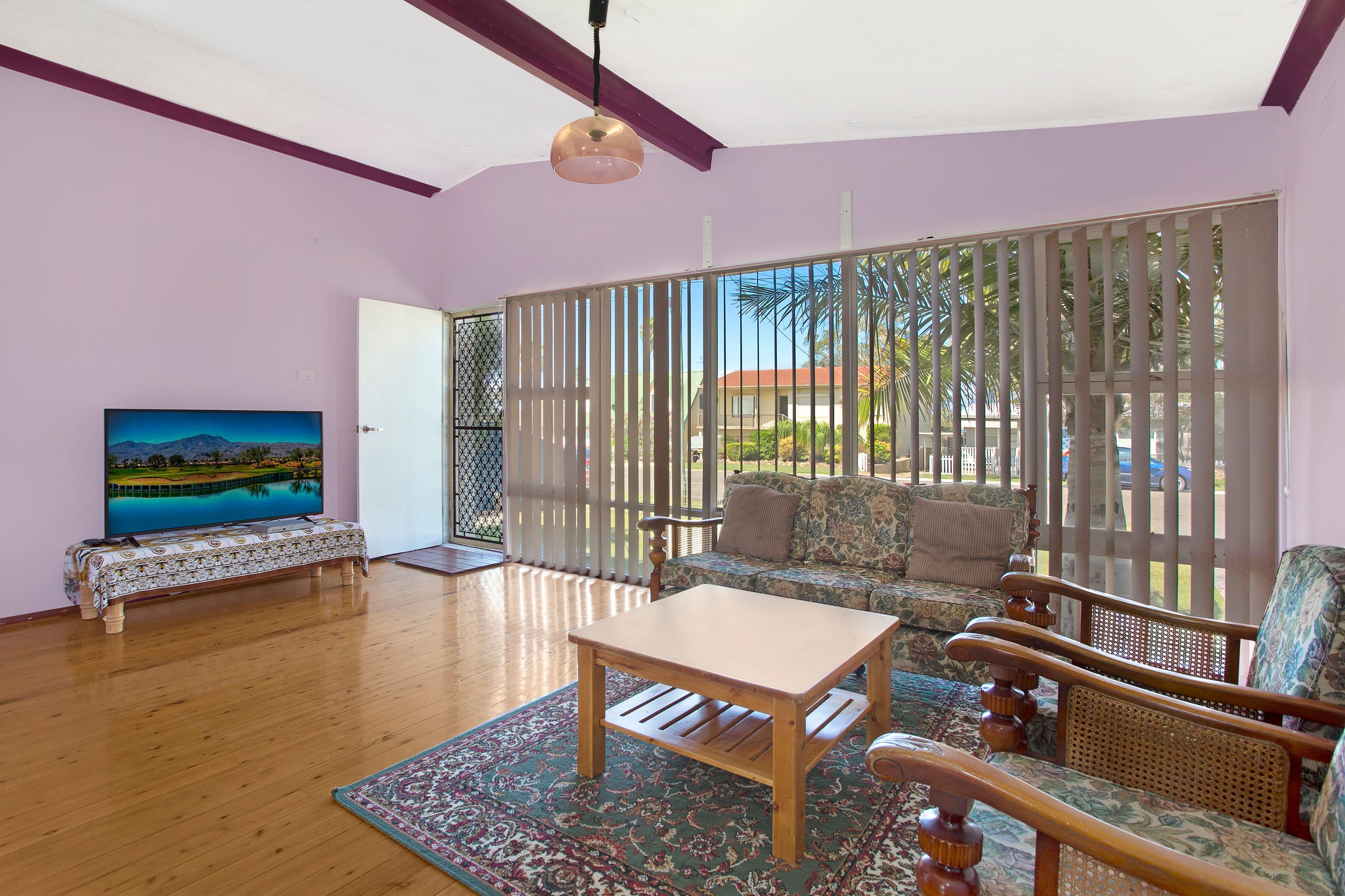 59 Dampier Boulevard, Killarney Vale - Thumbnail 3