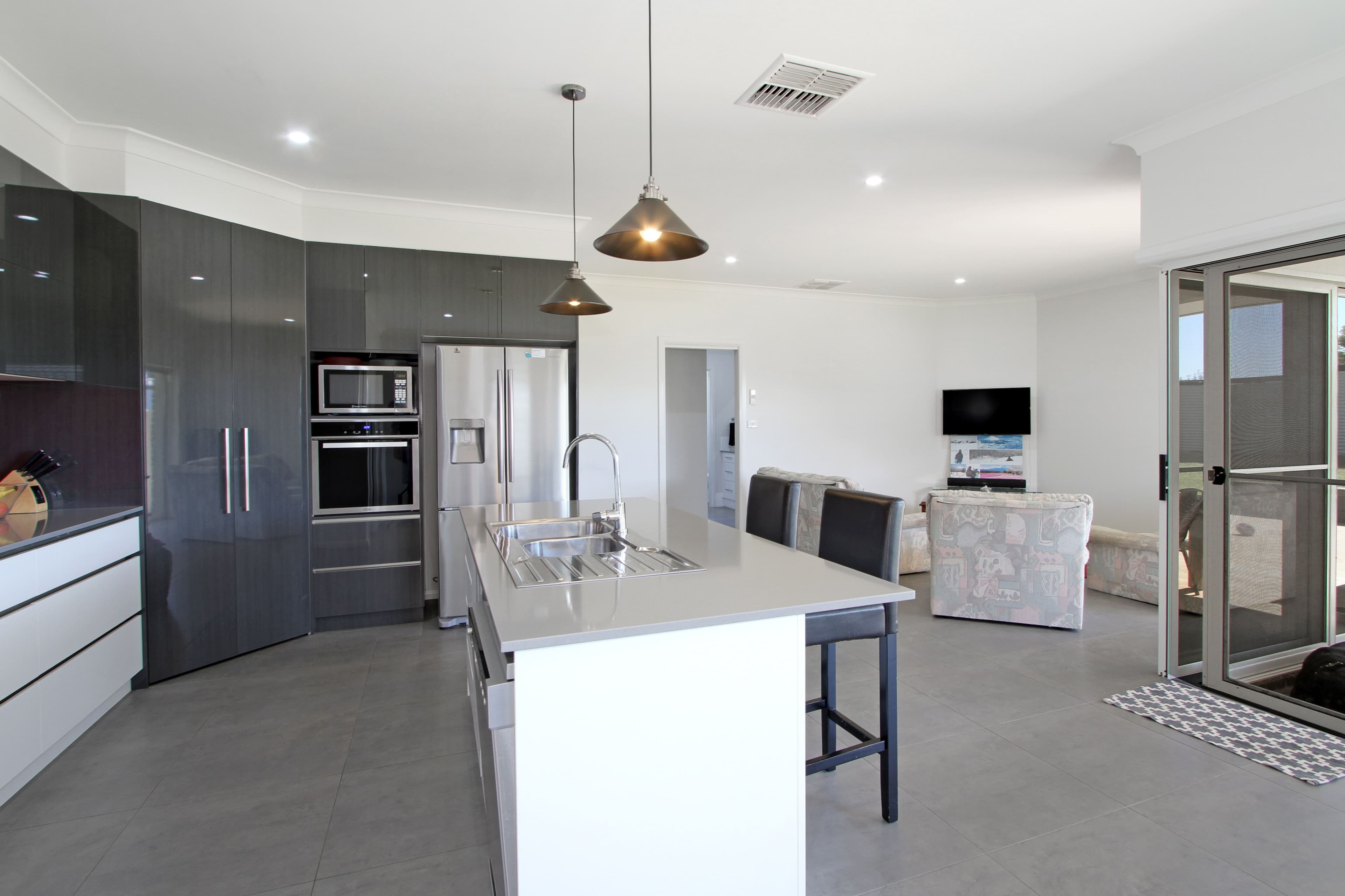 4 Faringdon Street, Tamworth NSW 2340, Tamworth - Thumbnail 5