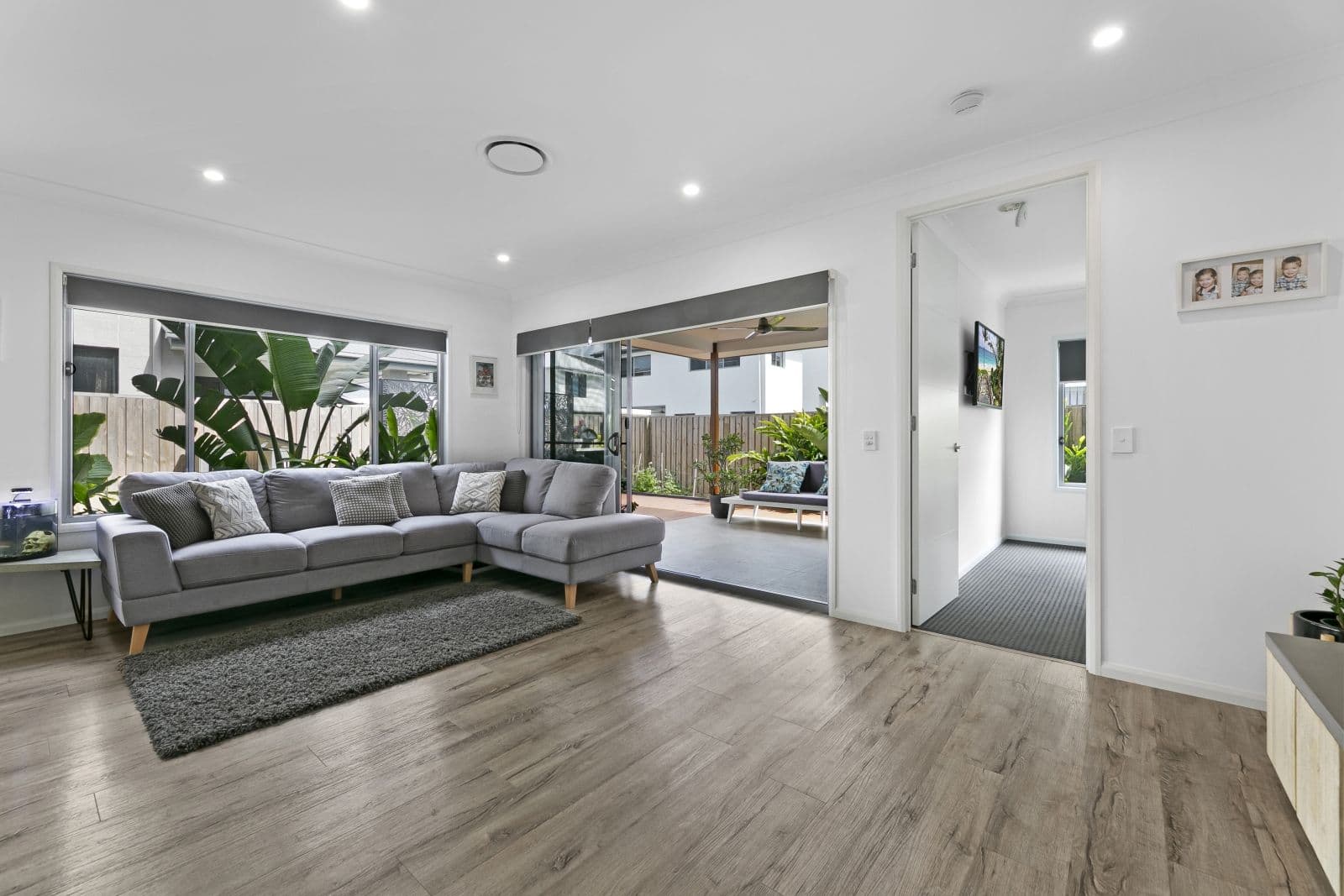 6 Jade Way, Helensvale QLD 4212, Helensvale - Thumbnail 8