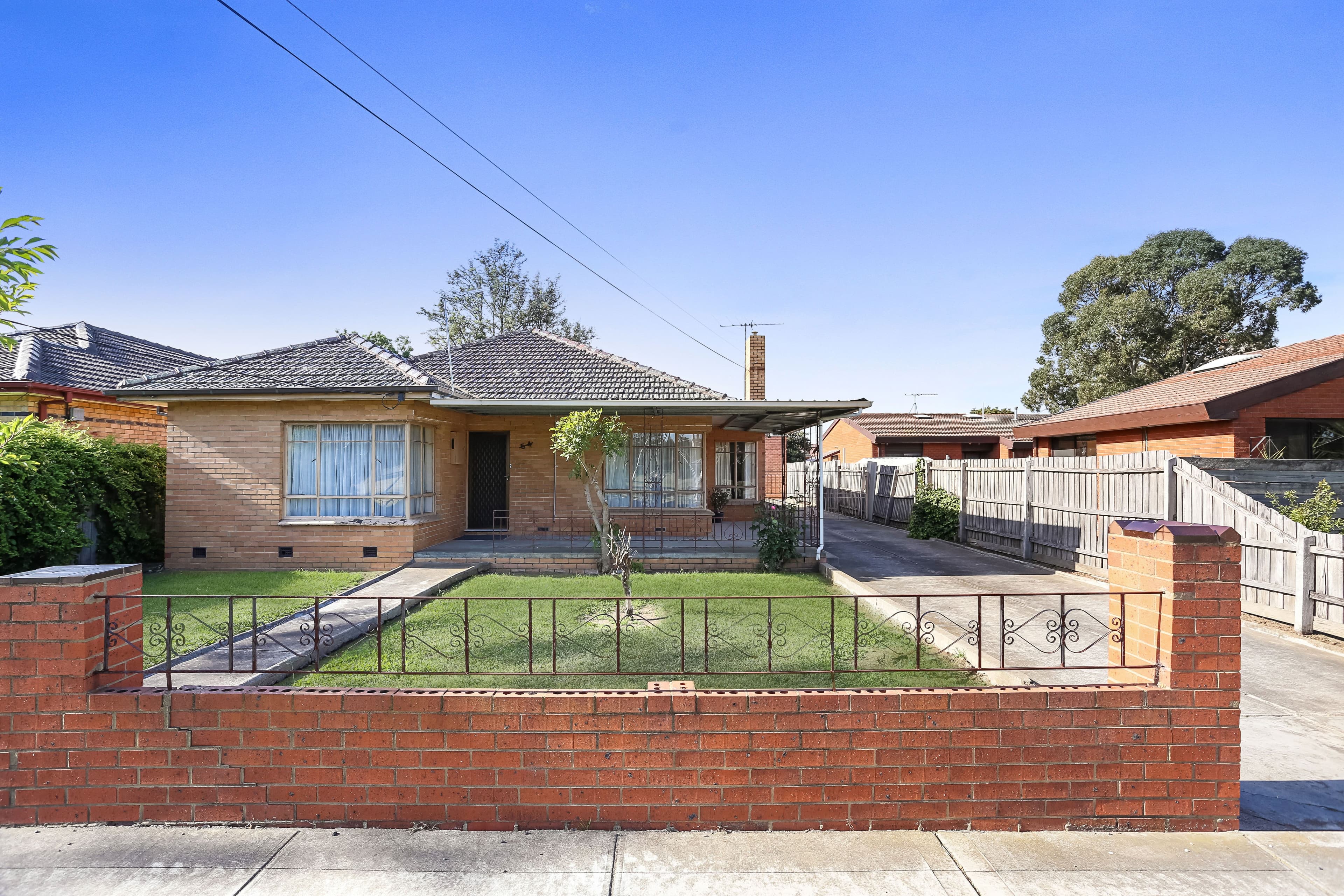 54 Waratah Street, Thomastown VIC 3074, Thomastown - Thumbnail 2