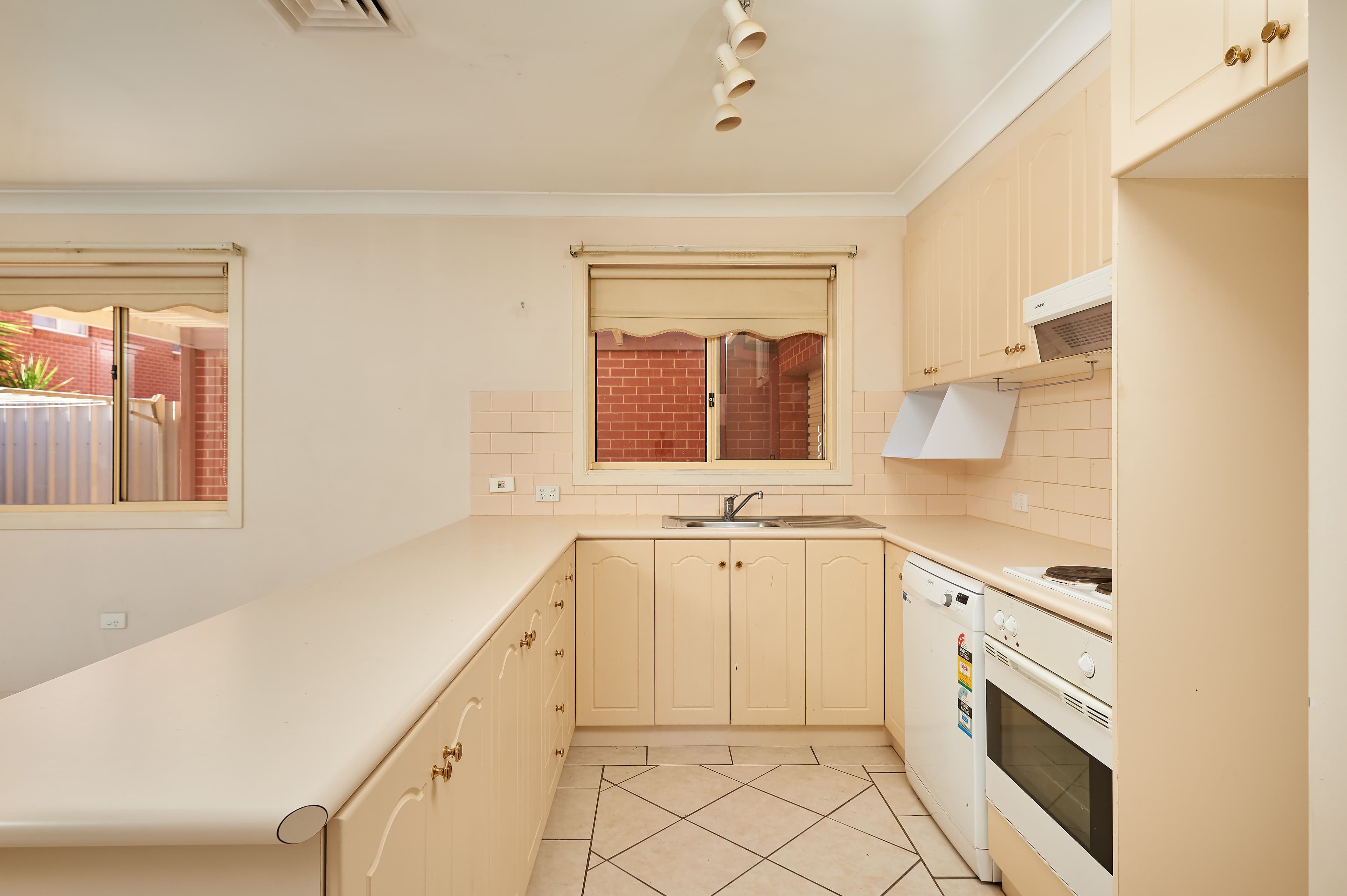 11 Crampton Street, Wagga Wagga - Thumbnail 3