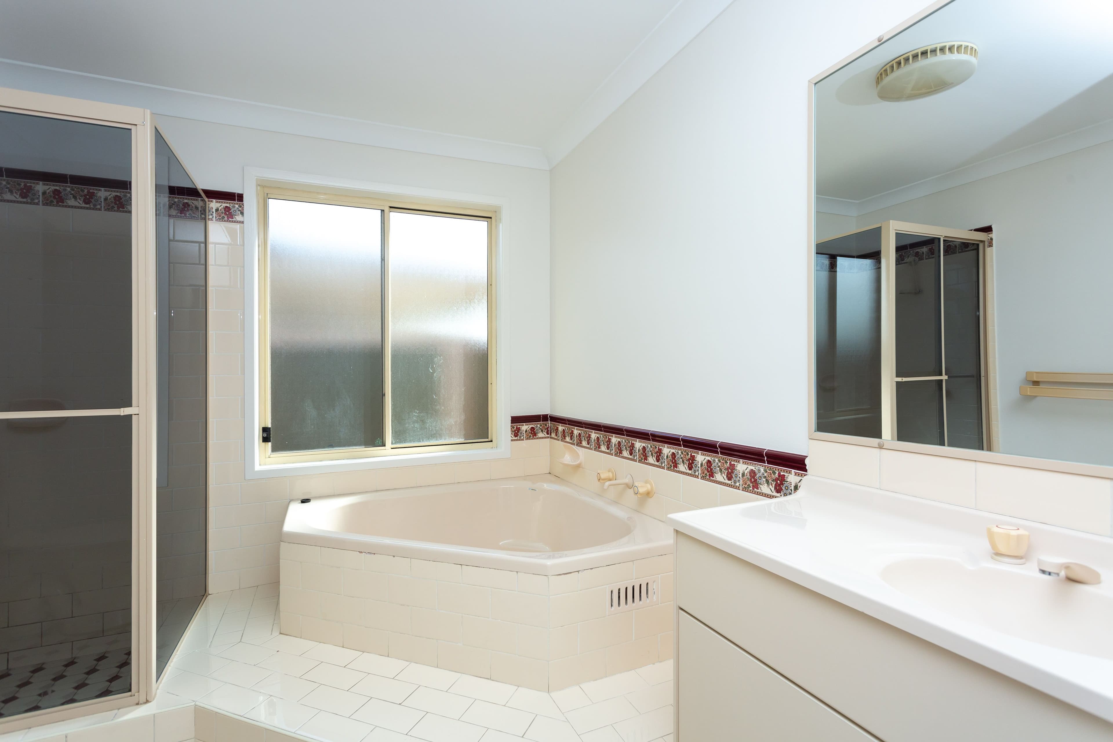 54 Rogers Street, Roselands - Thumbnail 6
