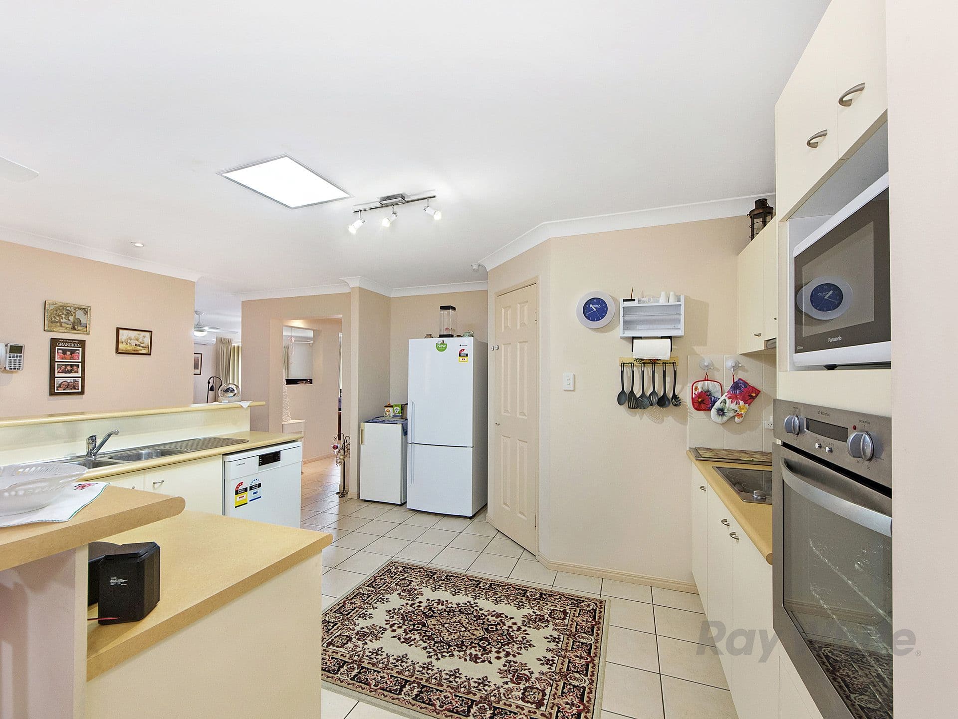 44 Philben Drive, Ormeau QLD 4208, Ormeau - Thumbnail 2