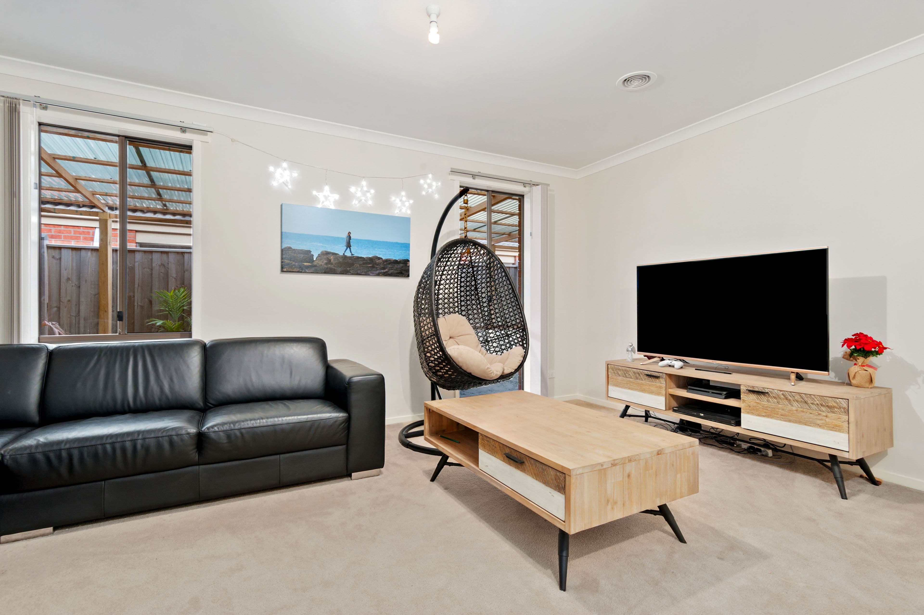 70 Greendale Boulevard, Pakenham VIC 3810, Pakenham - Thumbnail 2