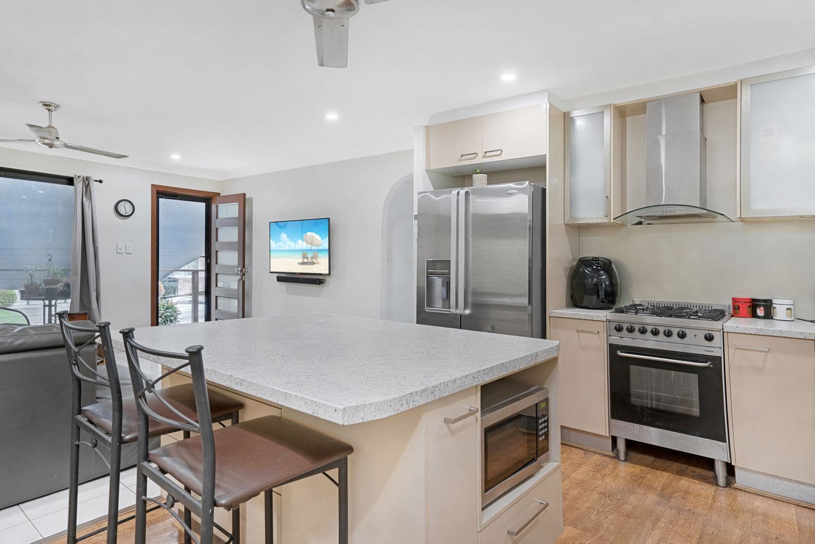 10 Paradise Street, Nerang QLD 4211, Nerang - Thumbnail 4