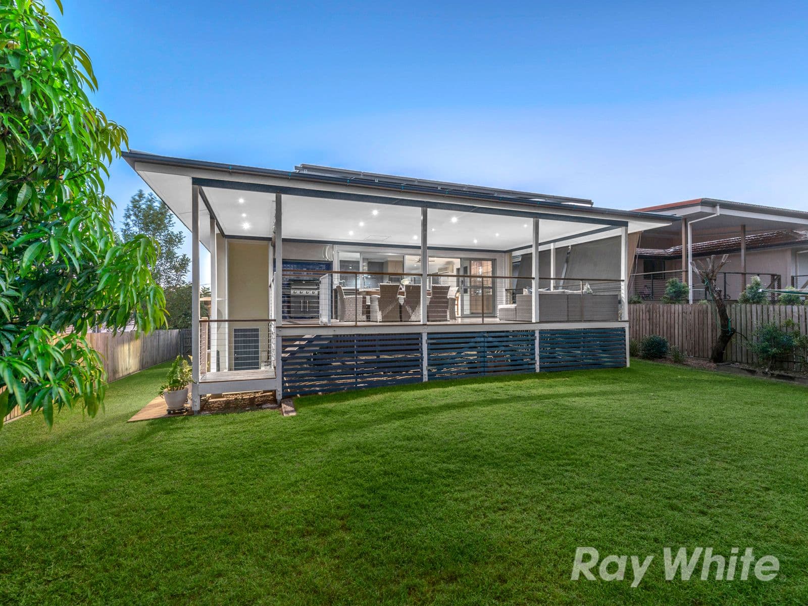 19 Eastbourne Street, Chermside West QLD 4032, Chermside West - Thumbnail 3