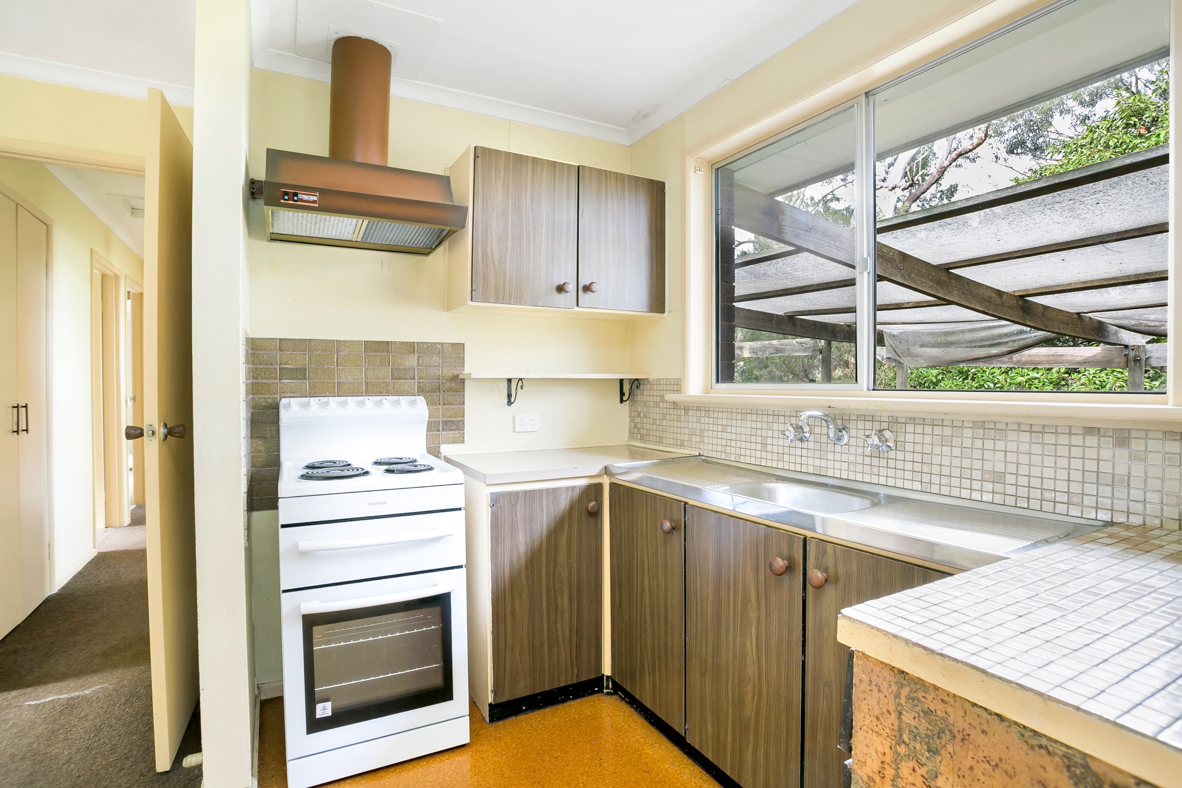 24 Hurds Hill Drive, Coromandel Valley SA 5051, Coromandel Valley - Thumbnail 2