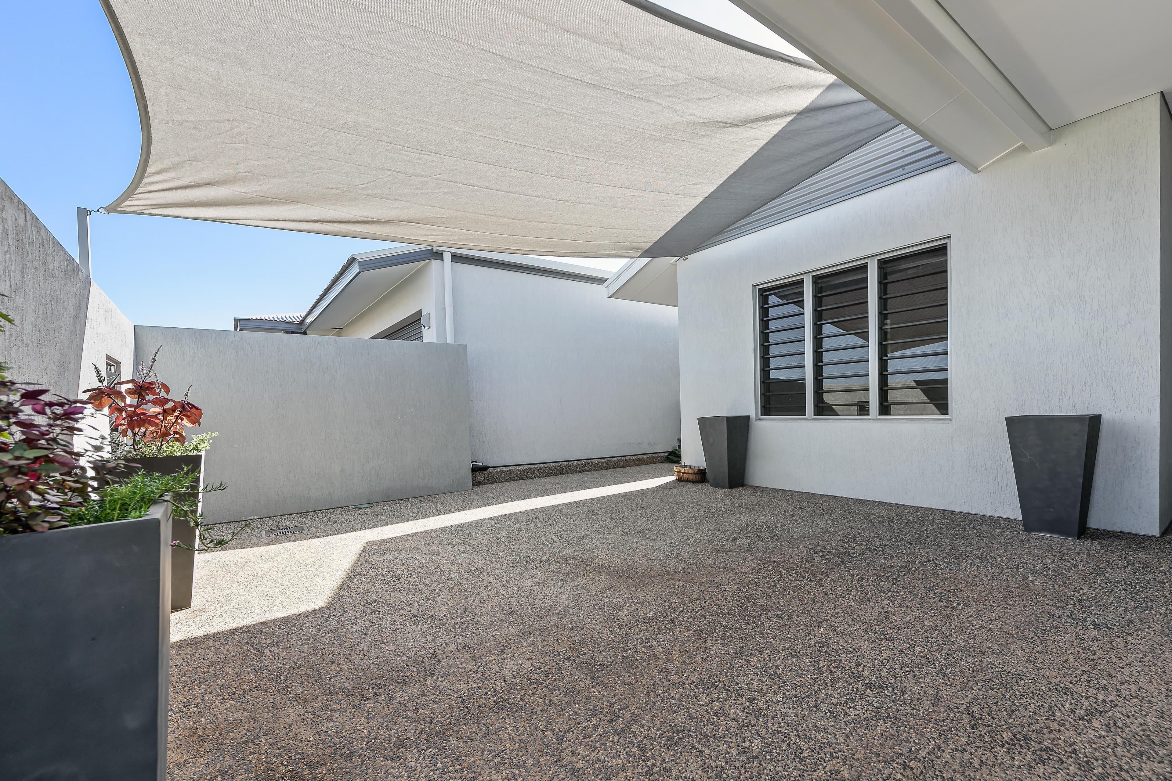 4 Taro Street, Zuccoli NT 0832, Zuccoli - Thumbnail 2