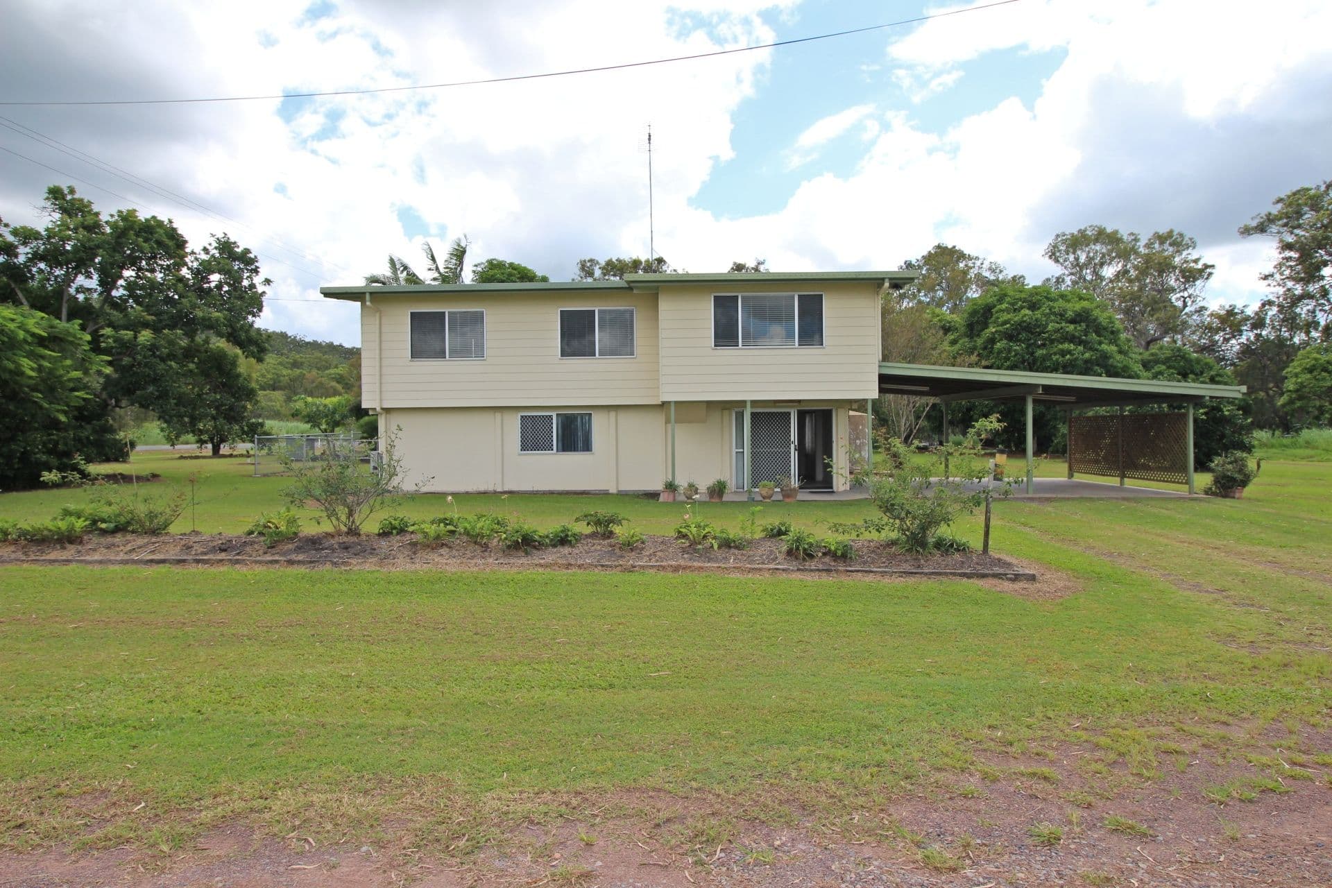 89806 Bruce Highway, Sarina QLD 4737, Sarina - Thumbnail 3