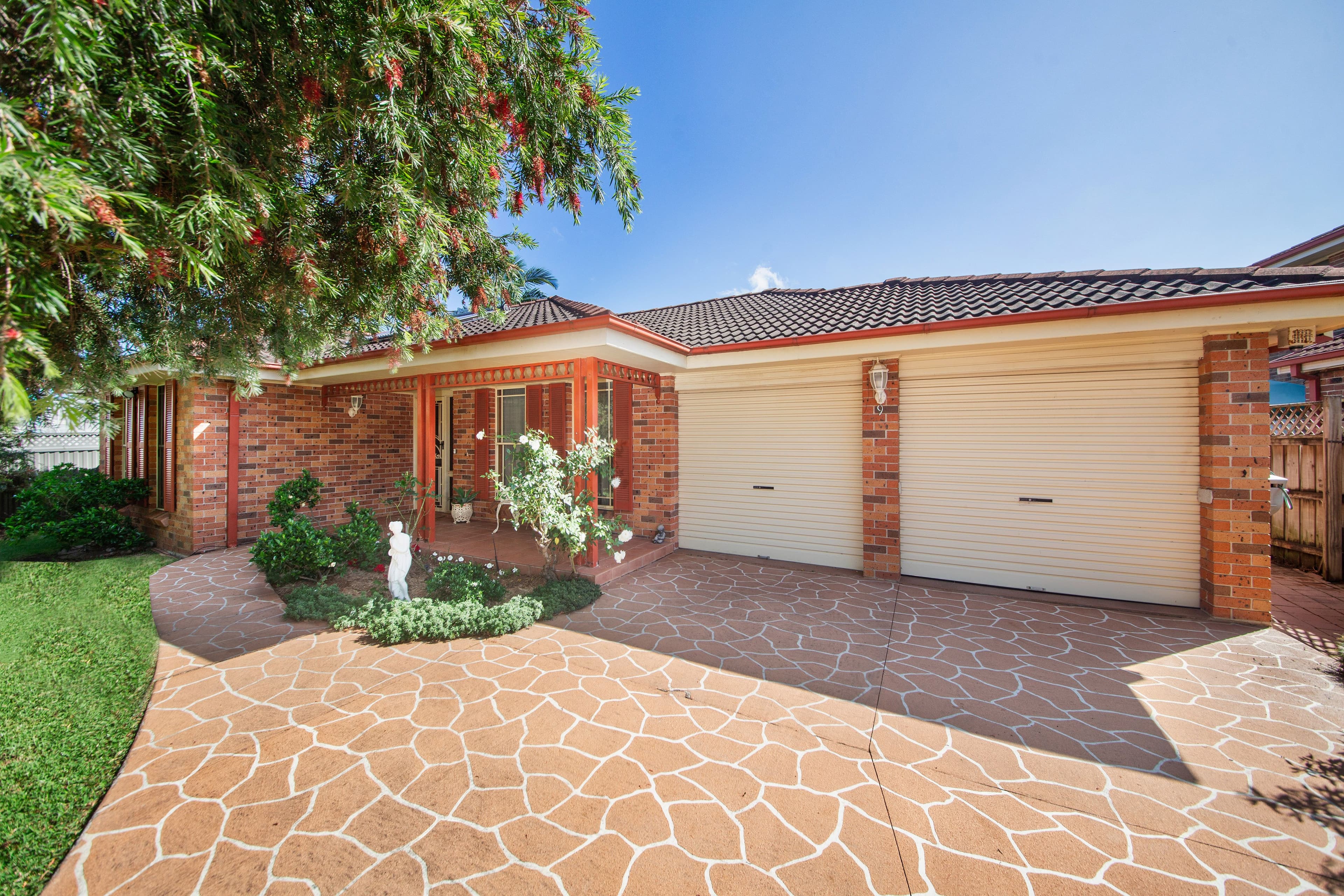 9 Barnsley Place, Menai NSW 2234, Menai - Image 1