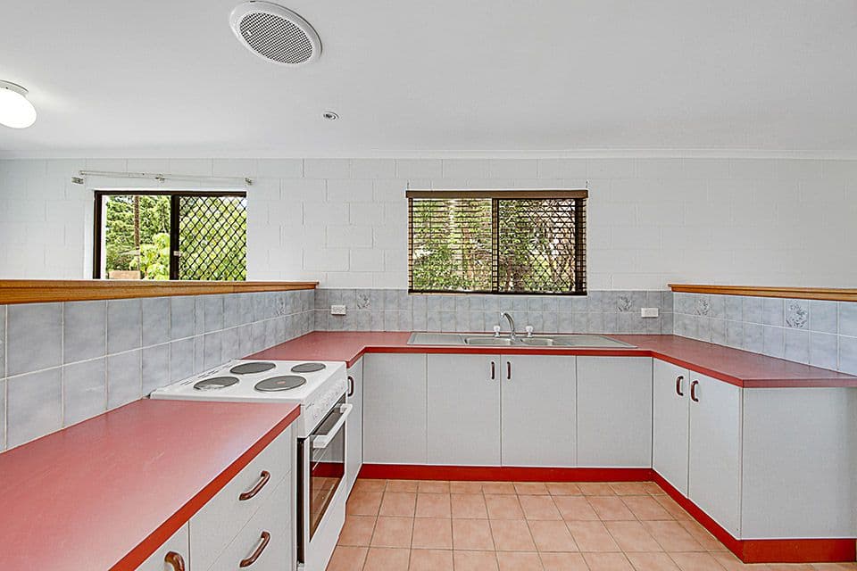 2 Brin Street, Boyne Island QLD 4680, Boyne Island - Thumbnail 5