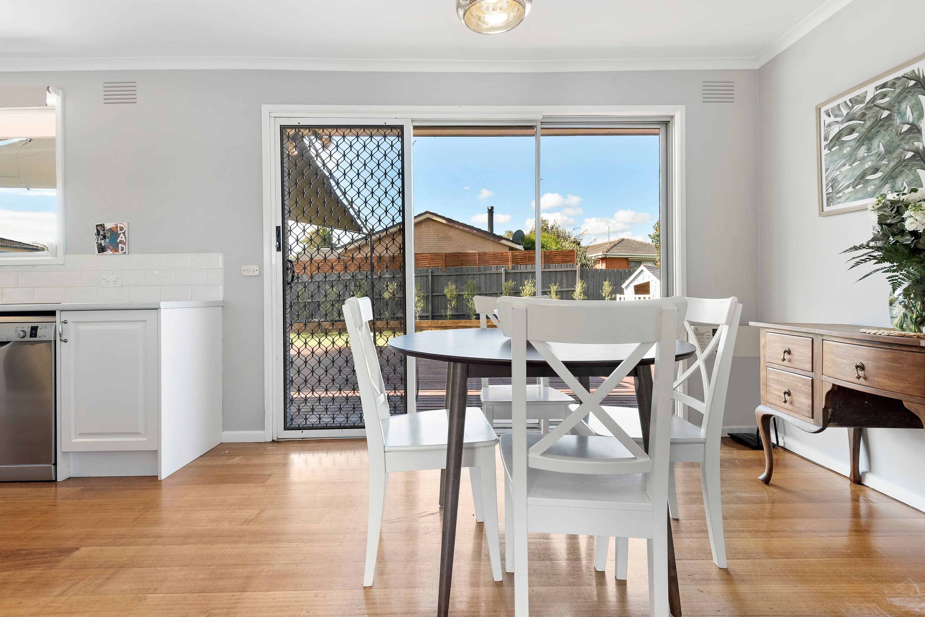 33 Alexander Crescent, Frankston VIC 3199, Frankston - Thumbnail 3