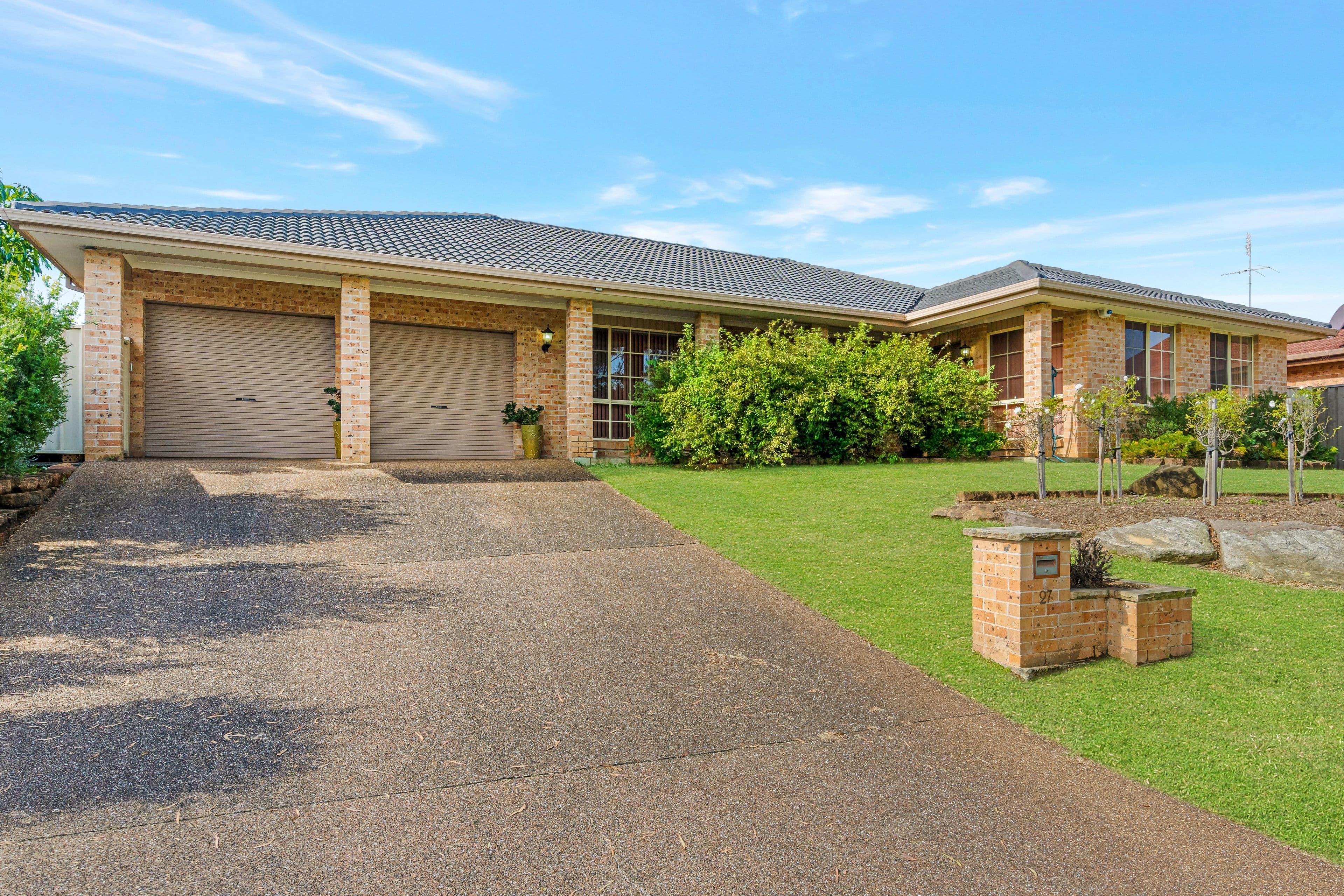 27 Hayman Avenue, Hinchinbrook NSW 2168, Hinchinbrook - Thumbnail 2