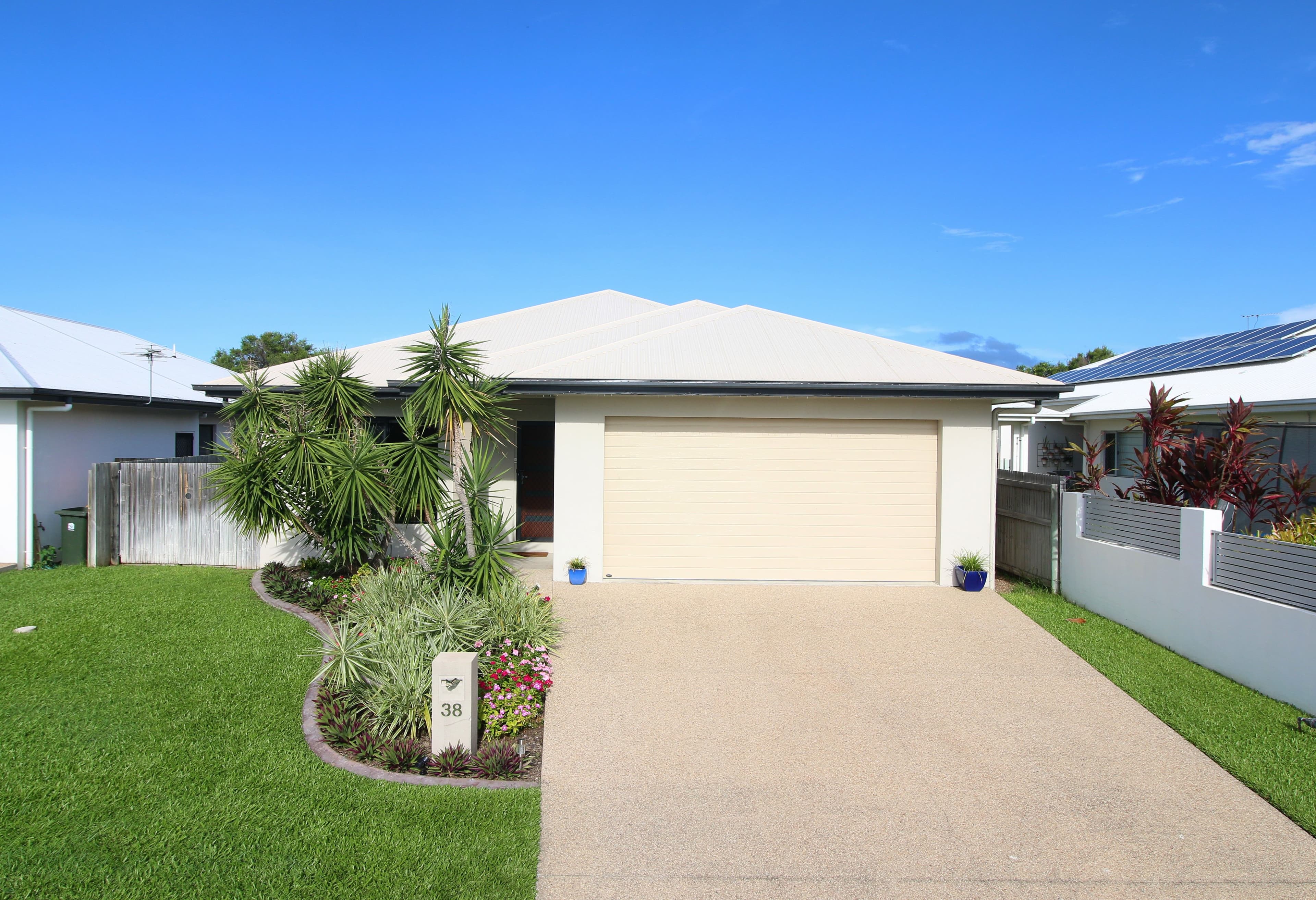 38 Twinview Terrace, Idalia QLD 4811, Idalia - Image 1