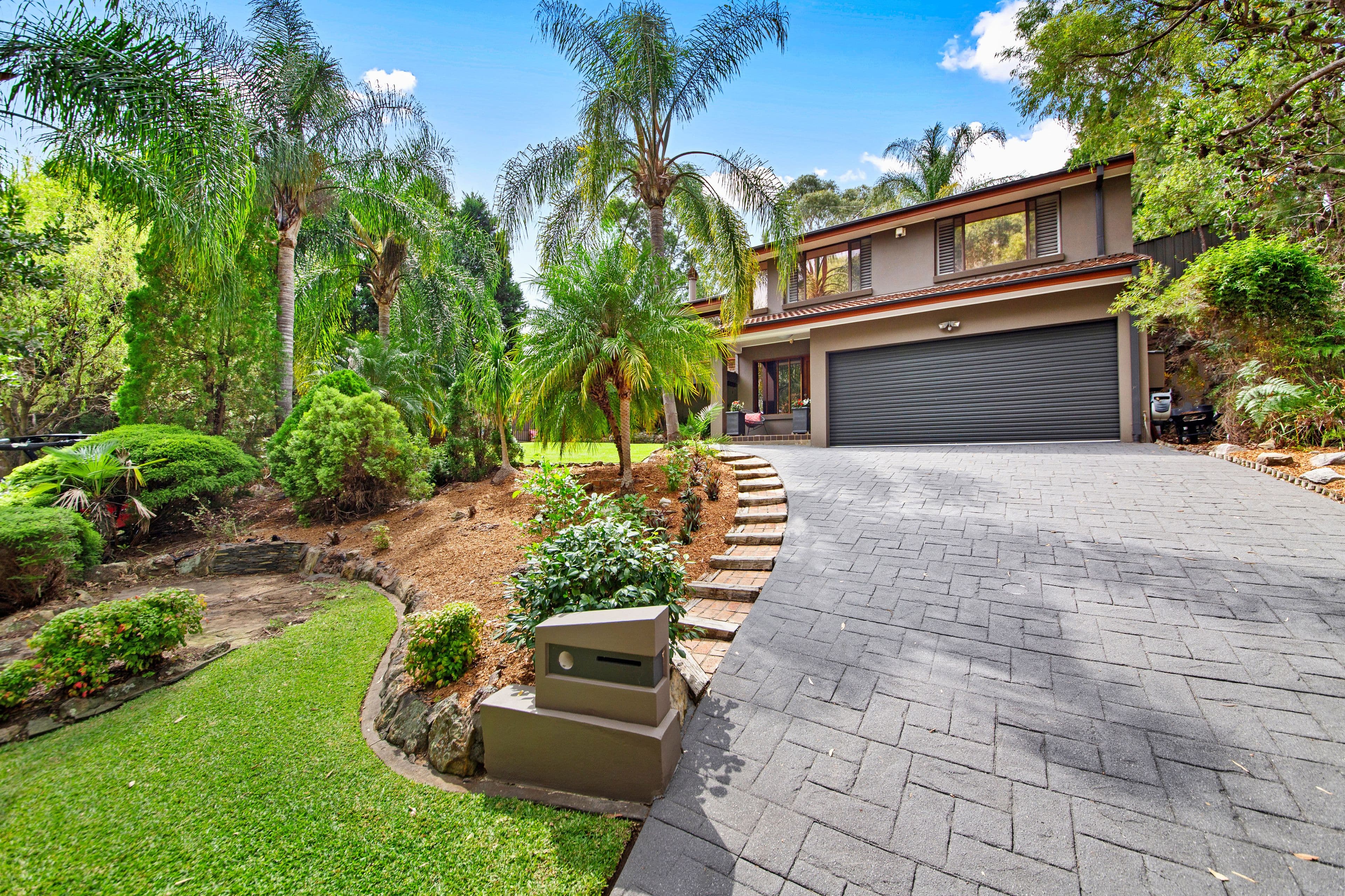19 Needlebrush Close, Alfords Point - Image 1
