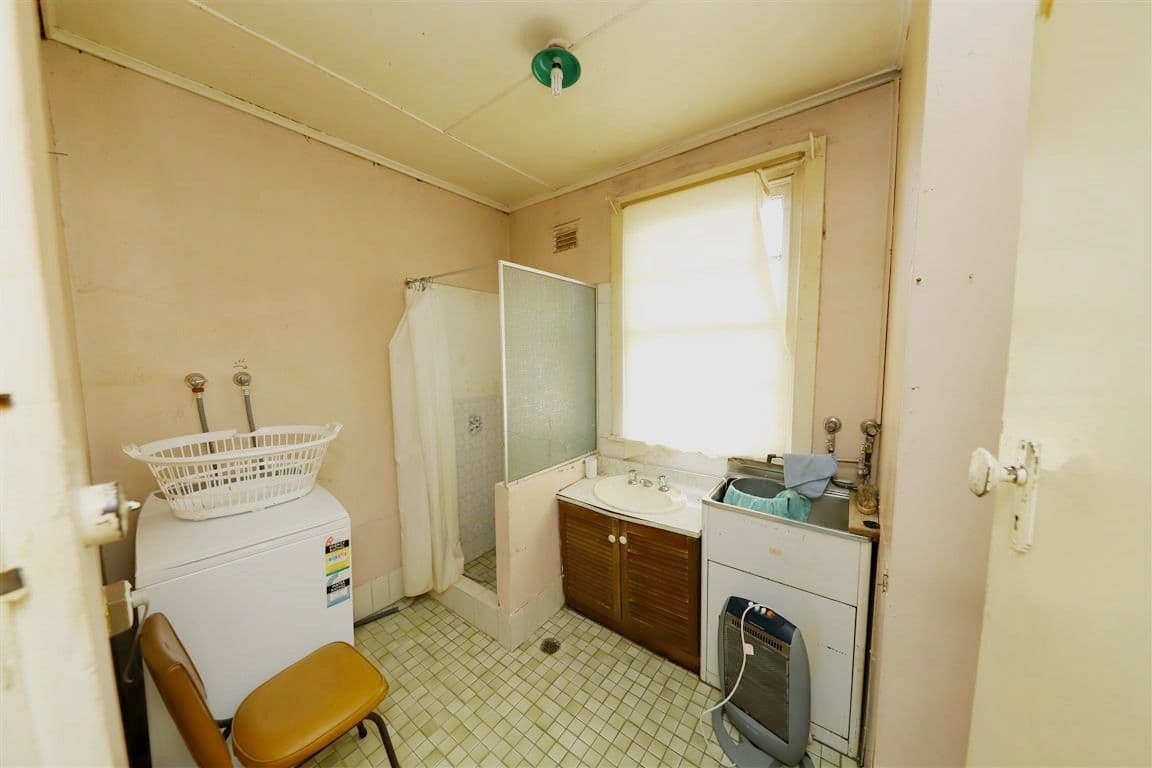 27 Lambie Street, Tumut NSW 2720, Tumut - Thumbnail 5