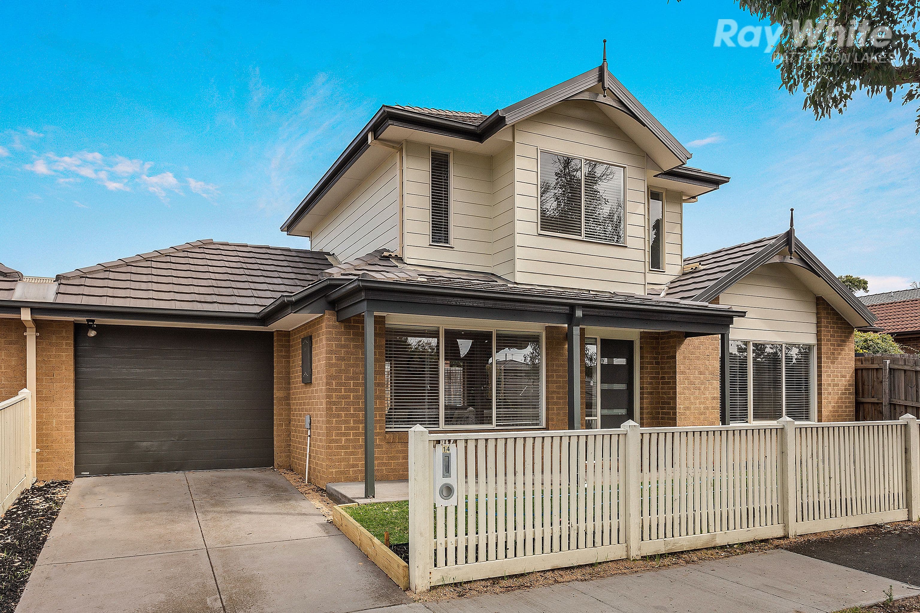 14 Tonbridge Street, Carrum VIC 3197, Carrum - Thumbnail 2