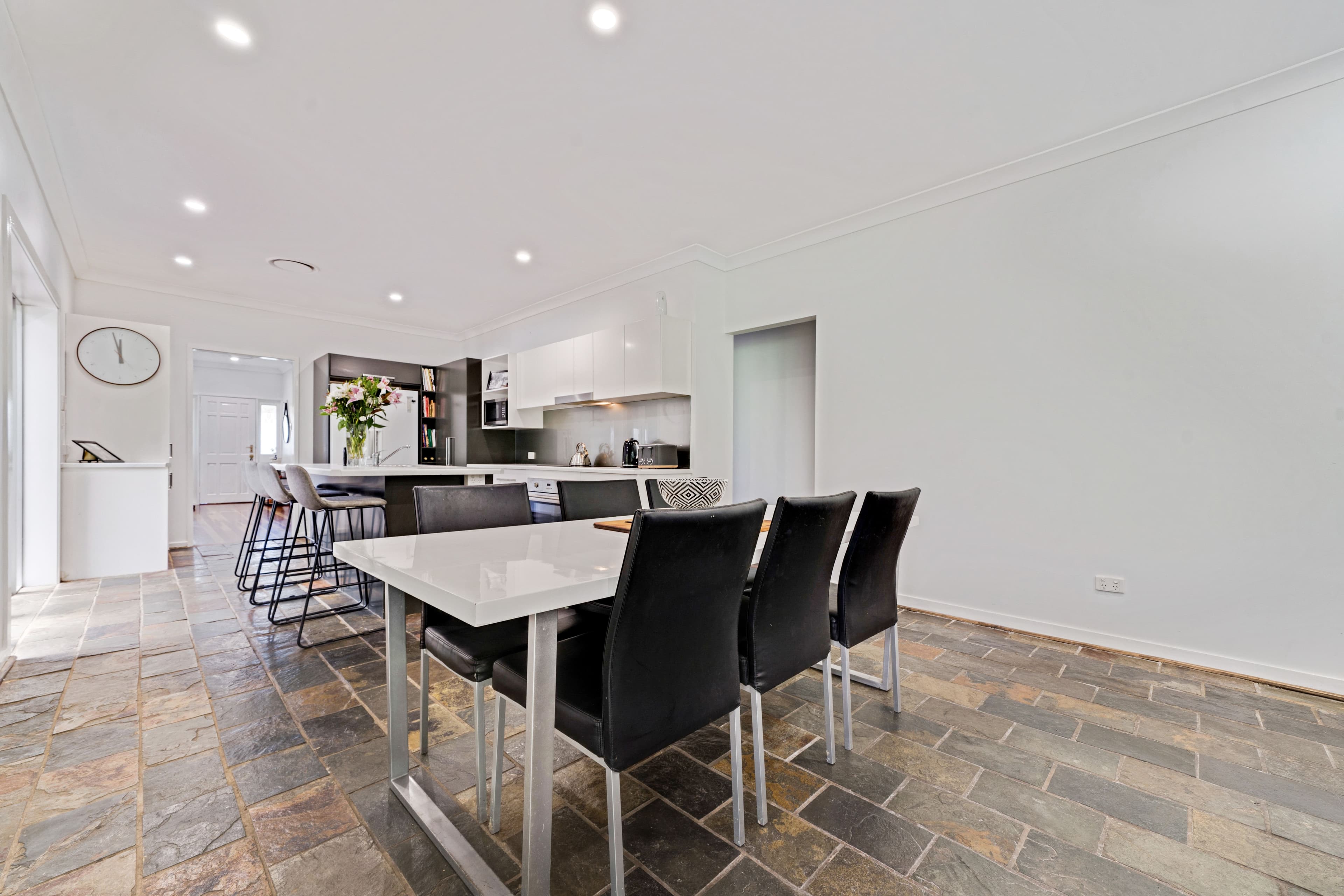 53 Ivanhoe Drive, Edens Landing QLD 4207, Edens Landing - Thumbnail 3