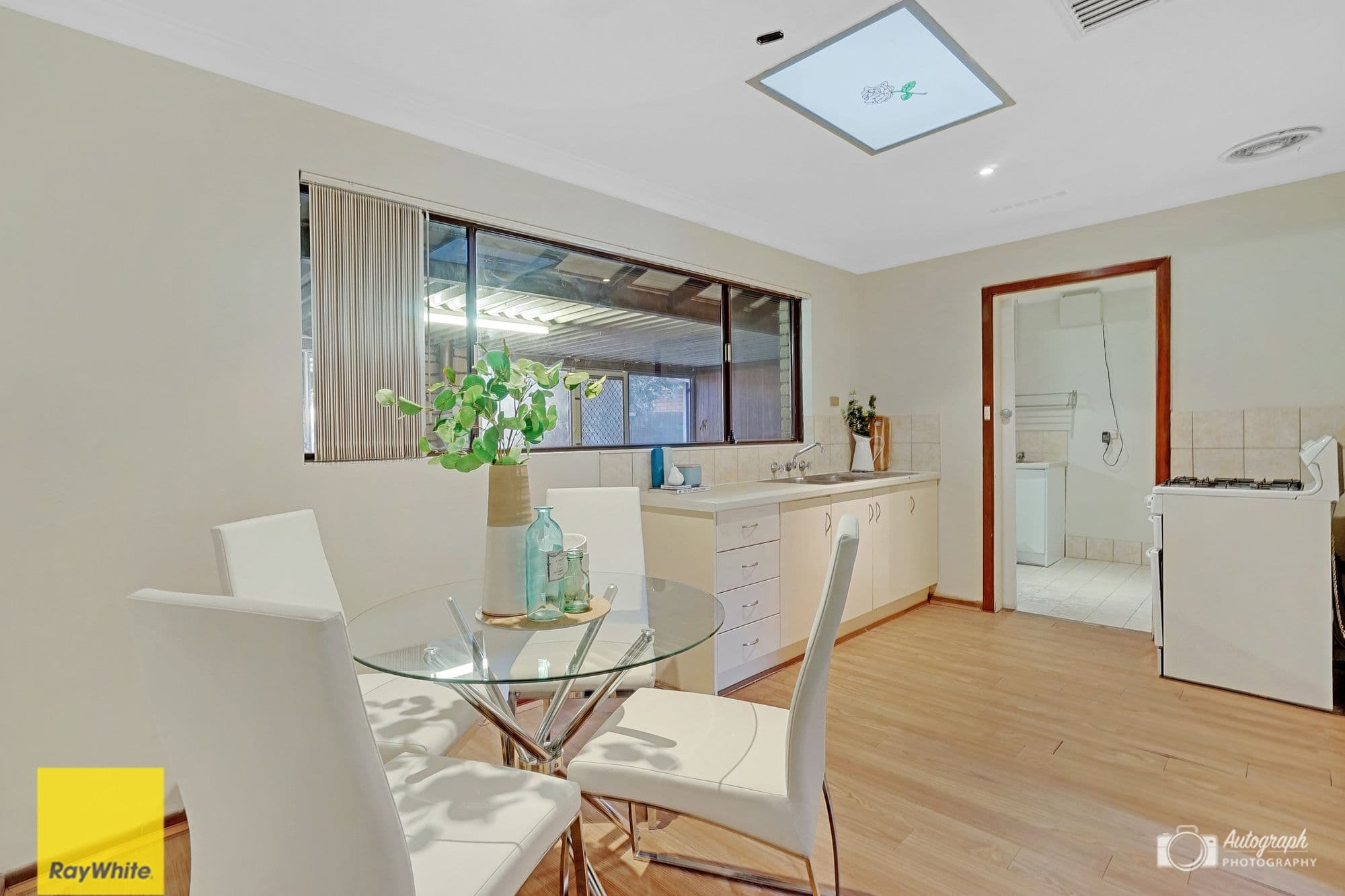 38 Nanovich Avenue, Girrawheen WA 6064, Girrawheen - Thumbnail 7