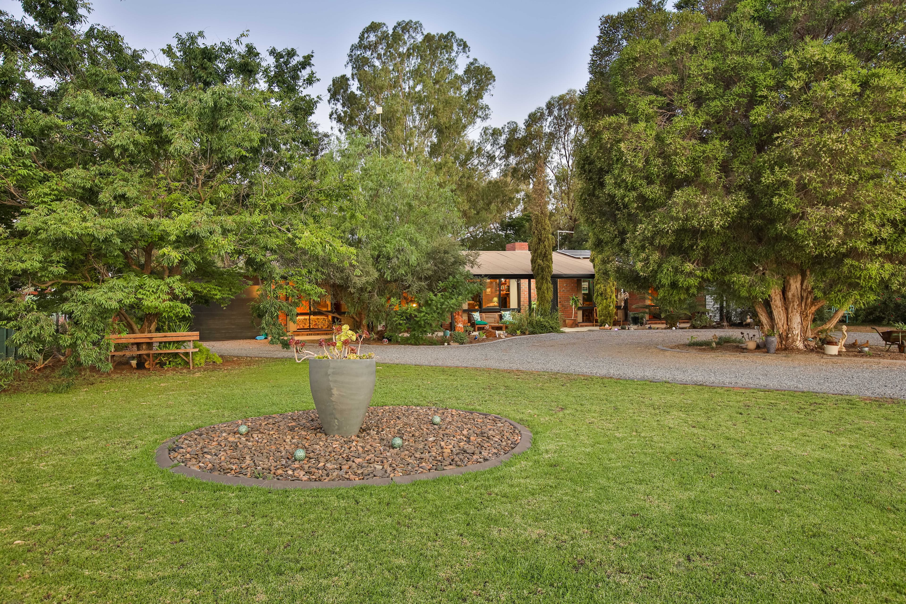 717 Cureton Avenue, Nichols Point VIC 3501, Nichols Point - Thumbnail 2