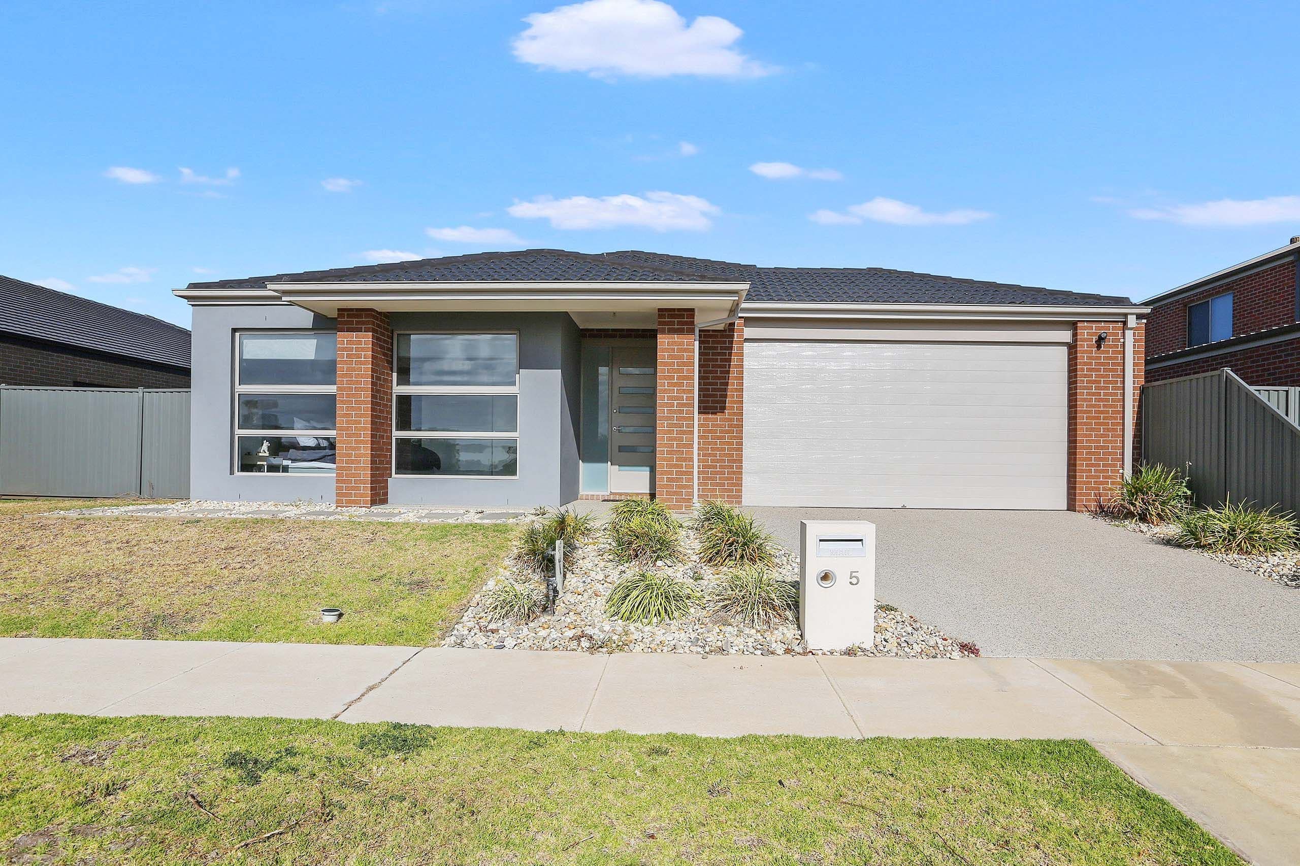 5 Black Swan Court, Lara VIC 3212, Lara - Image 1