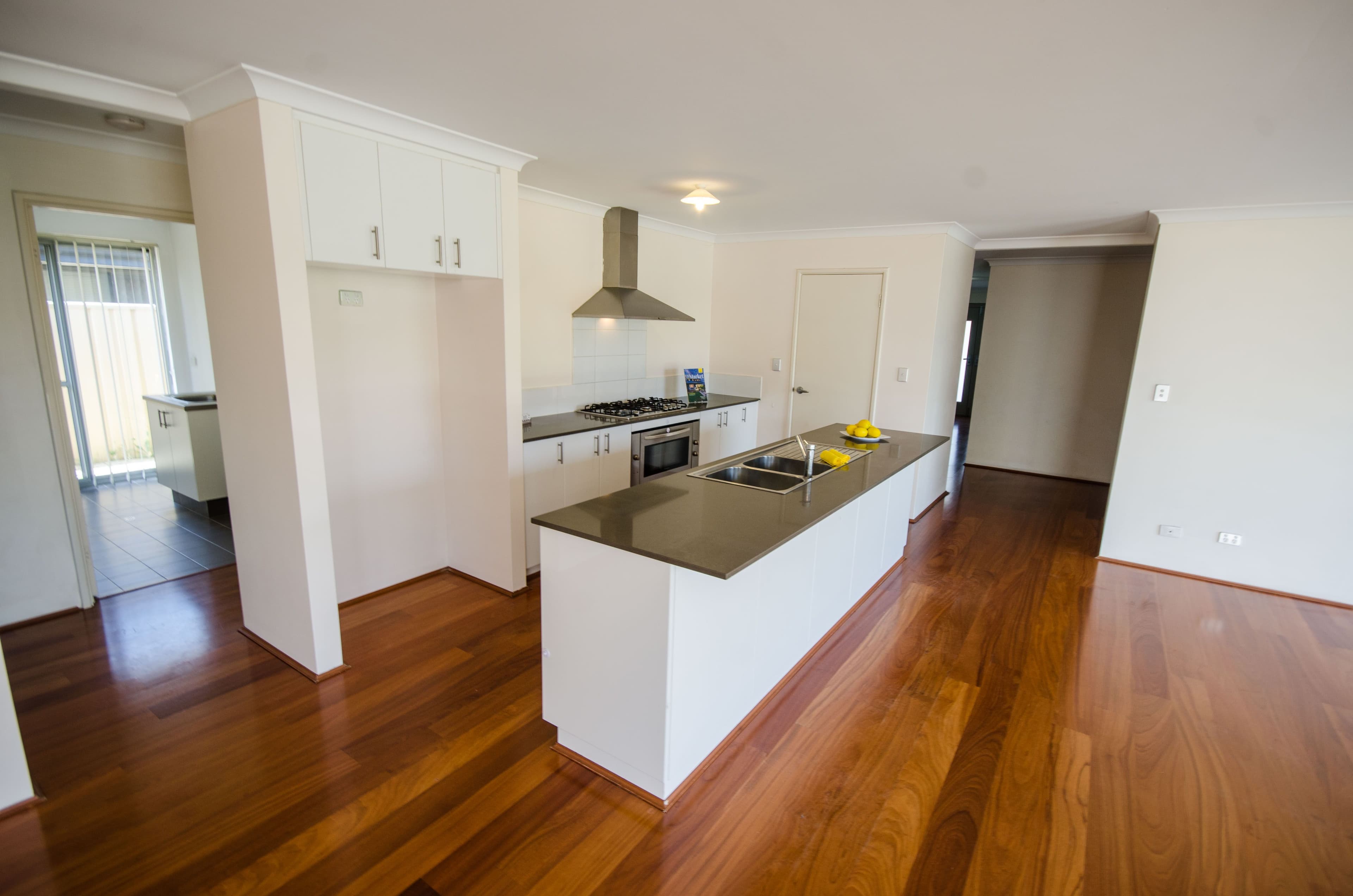 41 Gamenya Street, Canning Vale WA 6155, Canning Vale - Thumbnail 4