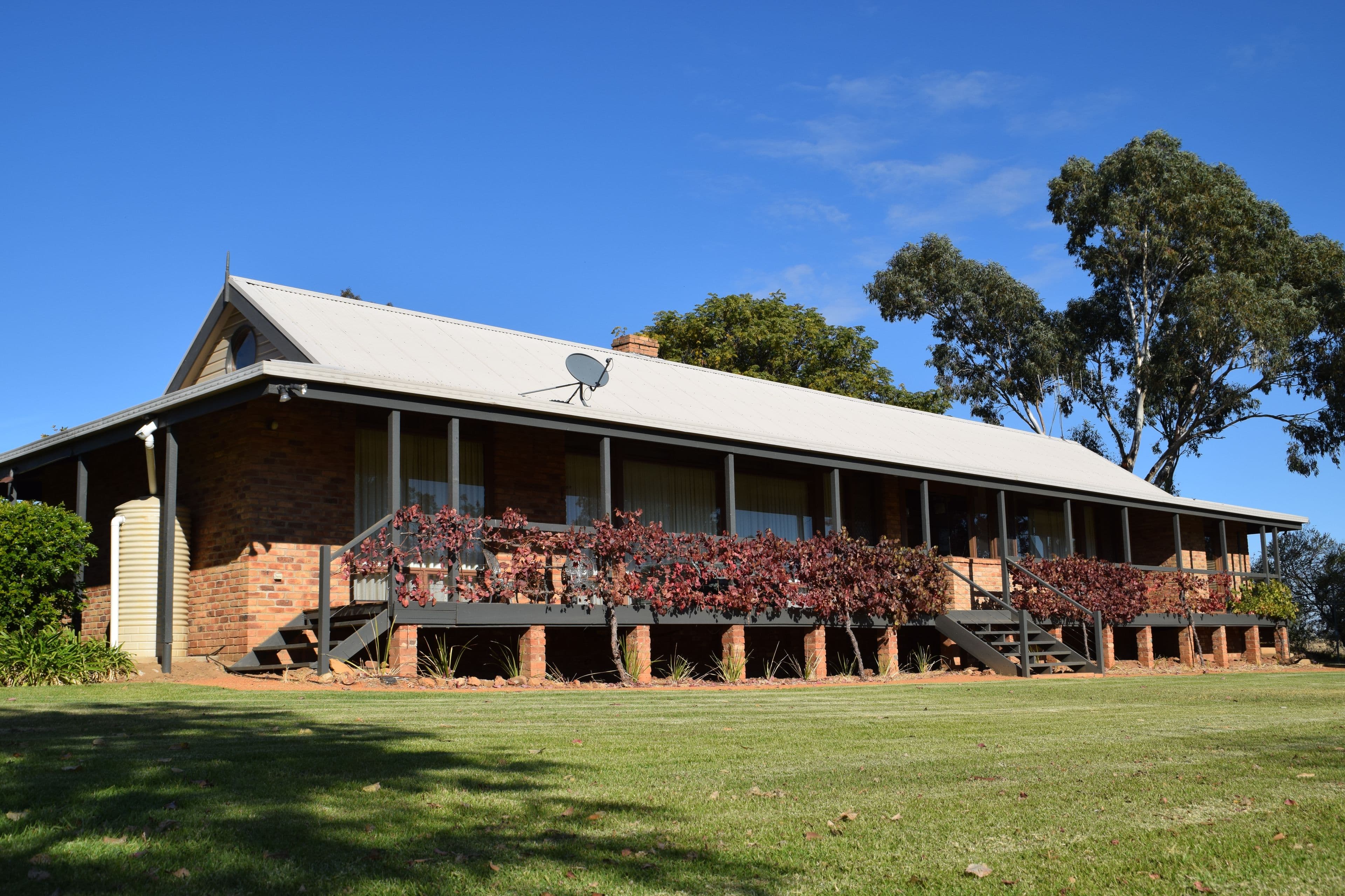 'Lachlans' 303 River Drive, Narromine NSW 2821, Narromine - Image 1