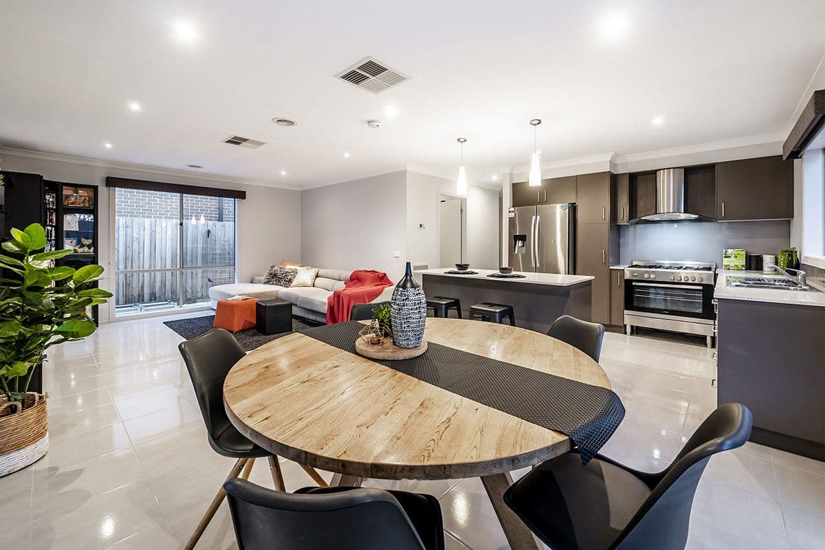 3 Kenmax Avenue, Hampton Park VIC 3976, Hampton Park - Thumbnail 2