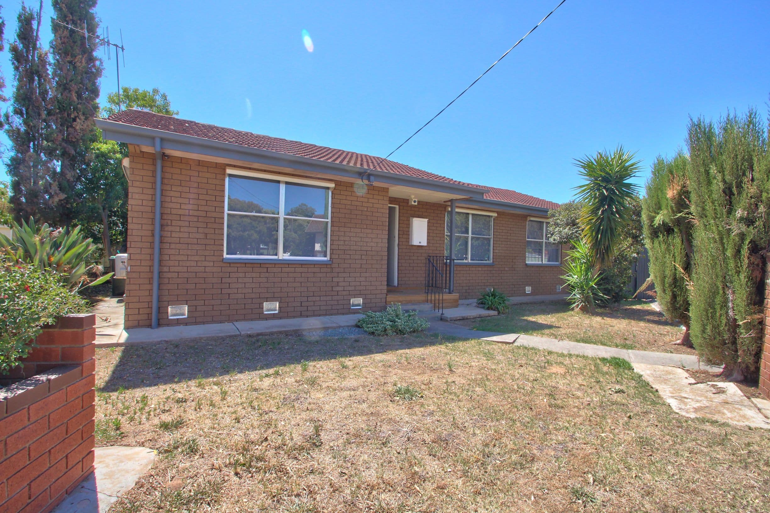 15 Blackwood Crescent, Cobram VIC 3644, Cobram - Thumbnail 2