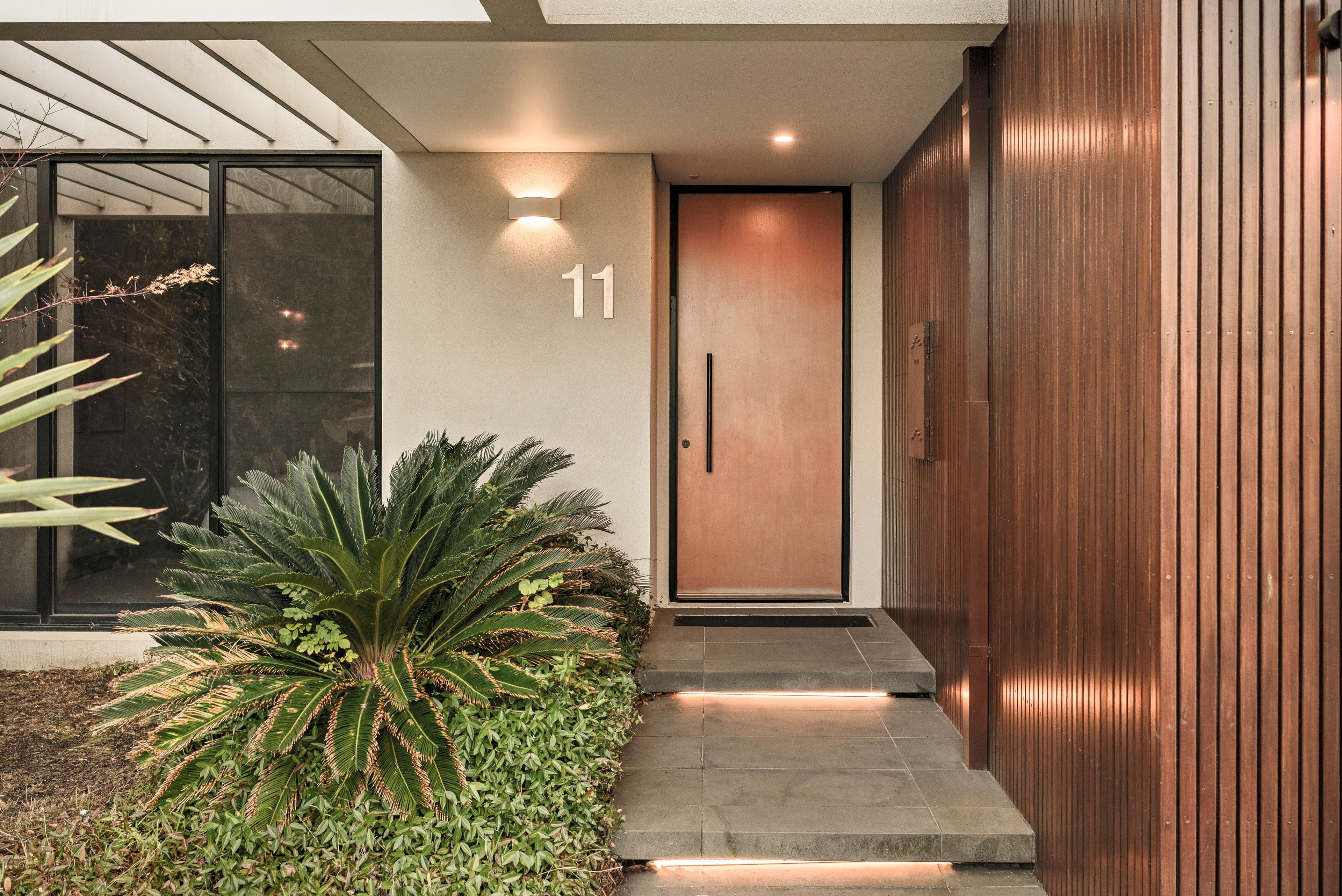 11 Davie Avenue, Cheltenham VIC 3192, Cheltenham - Thumbnail 2