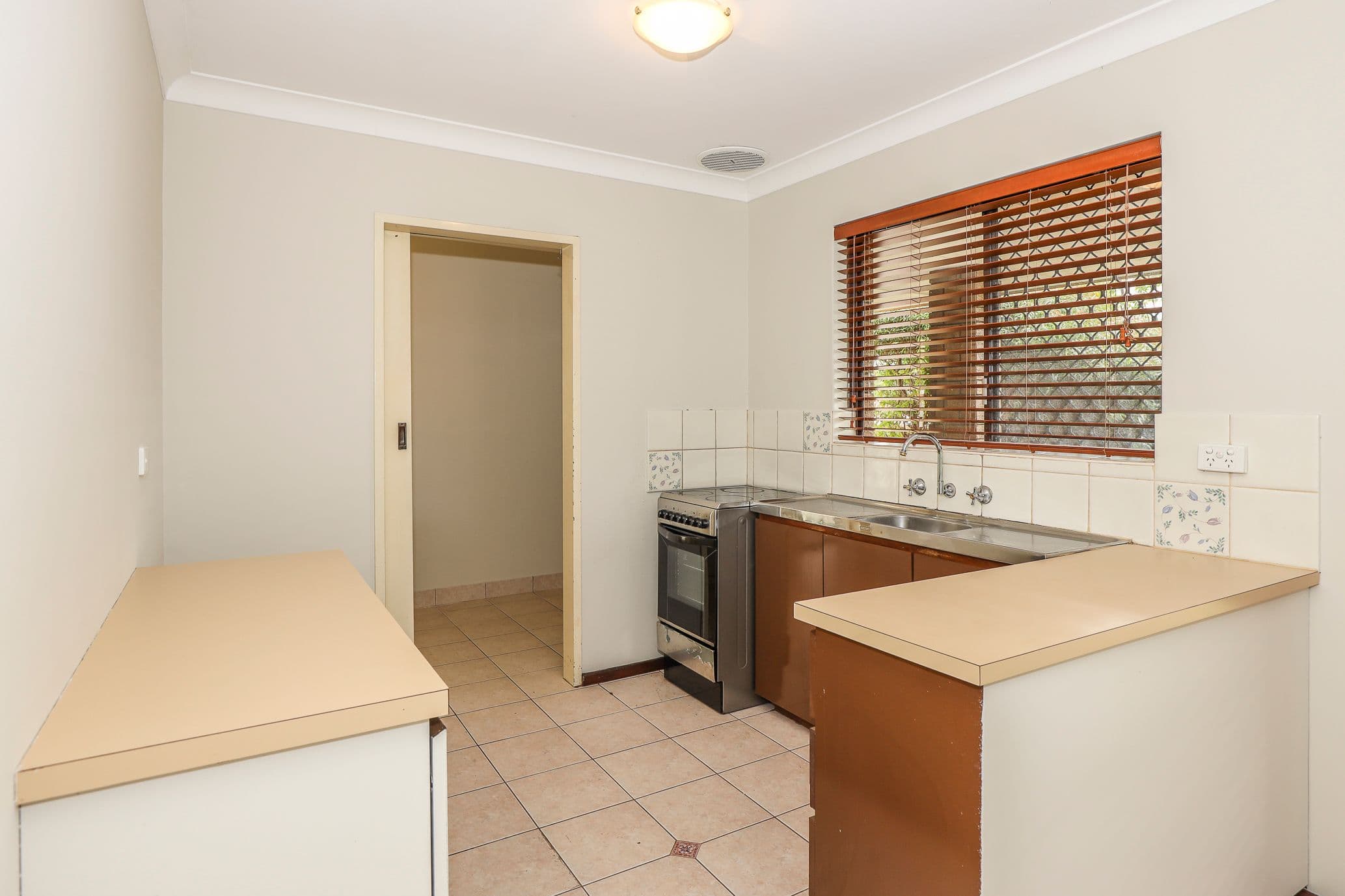 12 Brabham Street, Gosnells WA 6110, Gosnells - Thumbnail 8