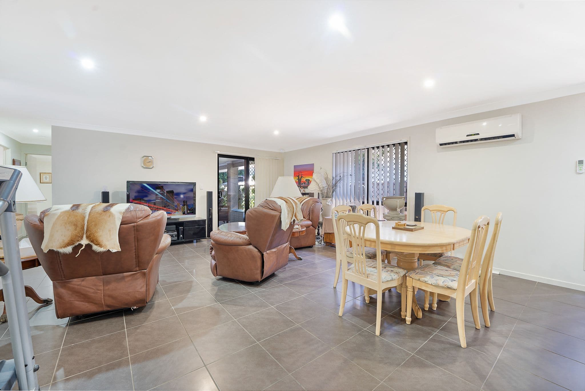 6 Bowerbird Crescent, Dakabin QLD 4503, Dakabin - Thumbnail 5