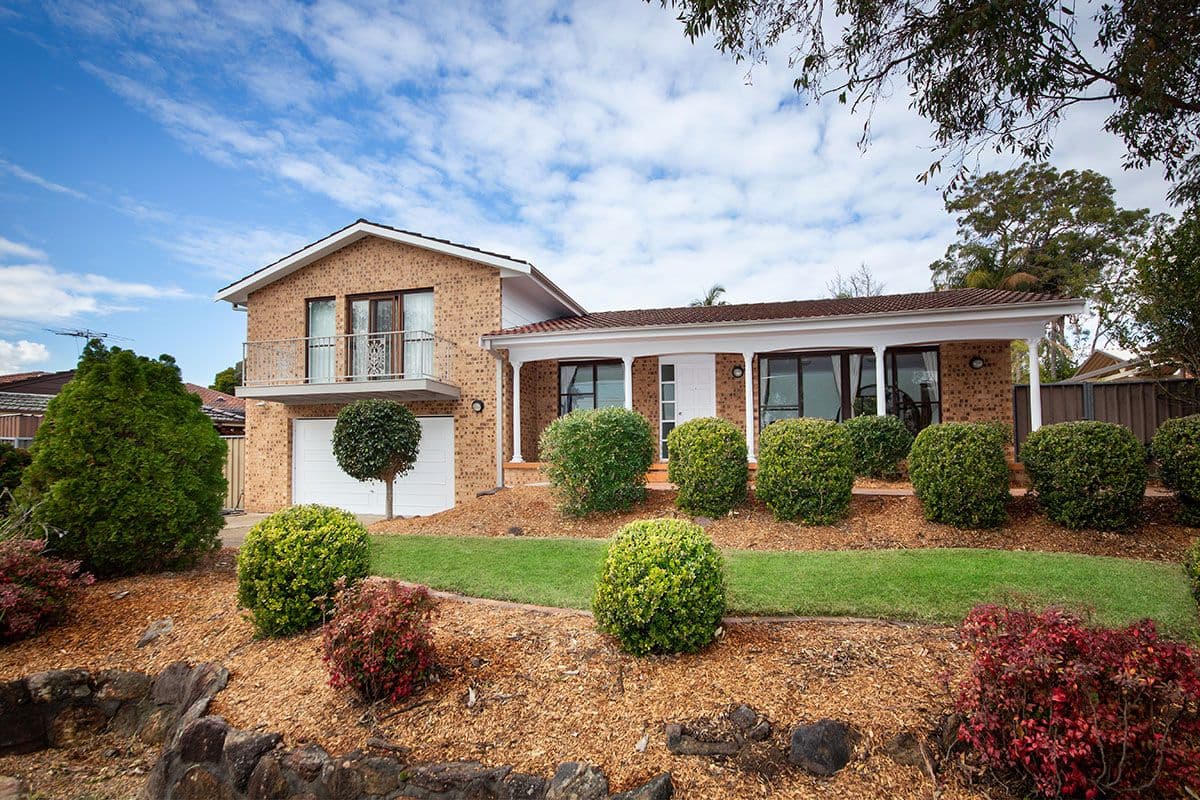 6 Blackwattle Place, Alfords Point - Image 1