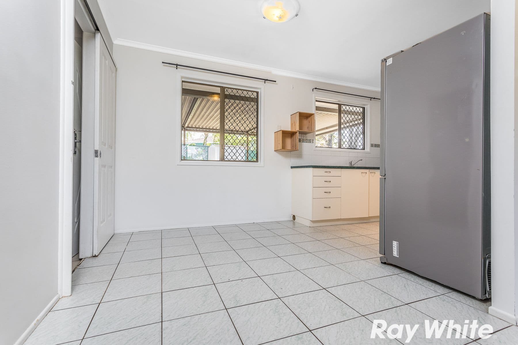 14 Warrimoo Drive, Petrie QLD 4502, Petrie - Thumbnail 5