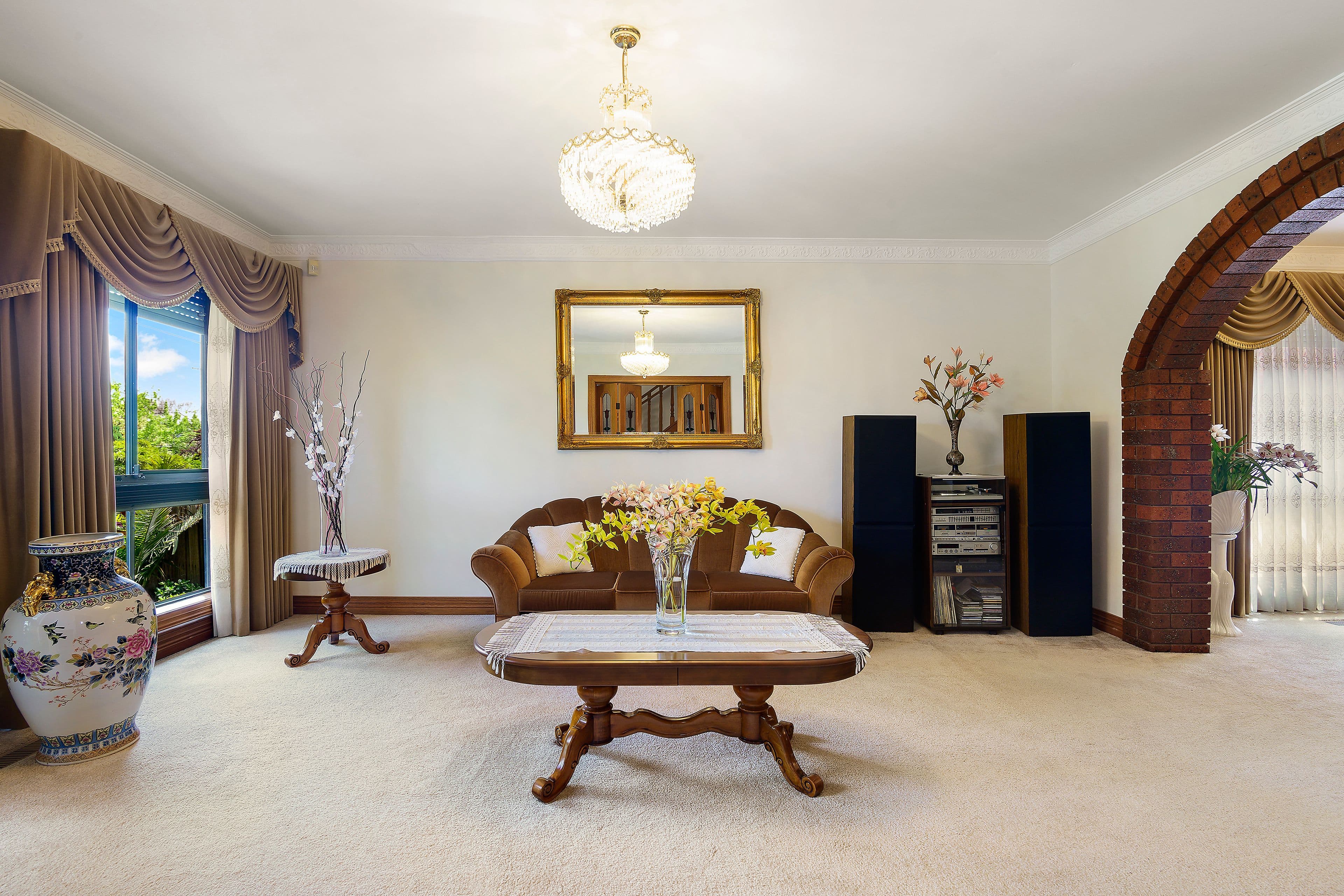 23 Witchwood Crescent, Burwood East VIC 3151, Burwood East - Thumbnail 2