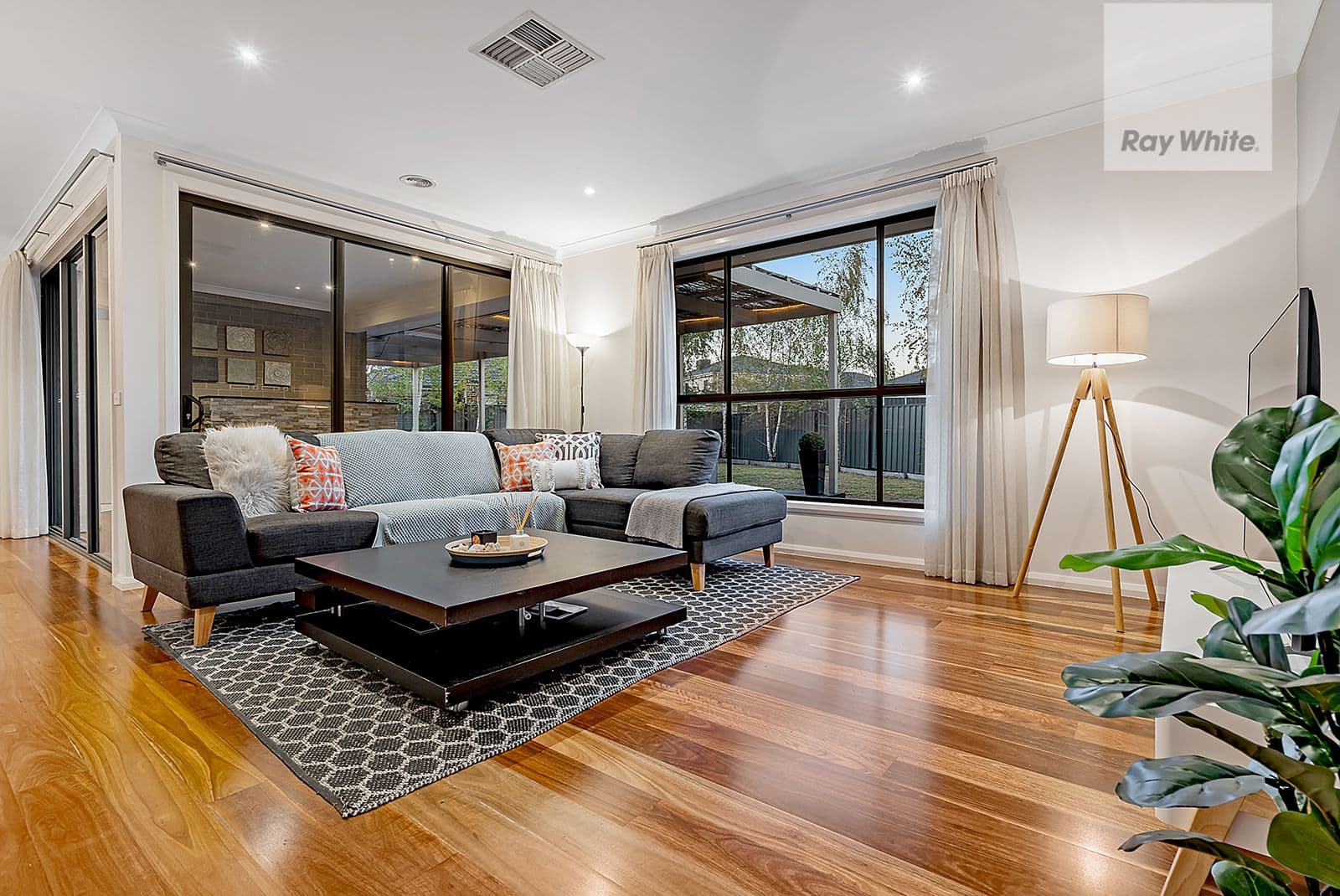 30 Kelway Street, Craigieburn VIC 3064, Craigieburn - Thumbnail 6
