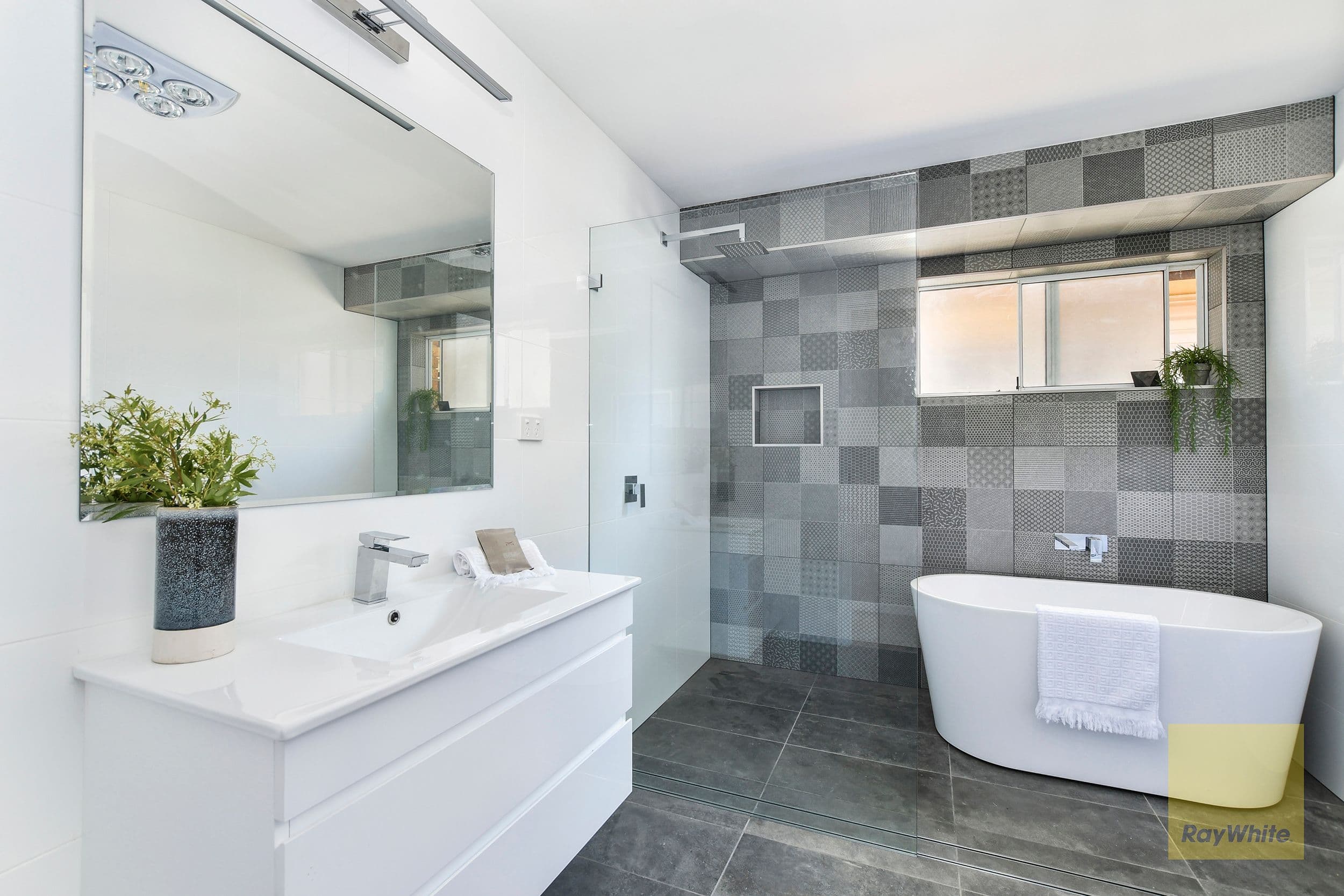 73 Brisbane Avenue, Umina Beach NSW 2257, Umina Beach - Thumbnail 8