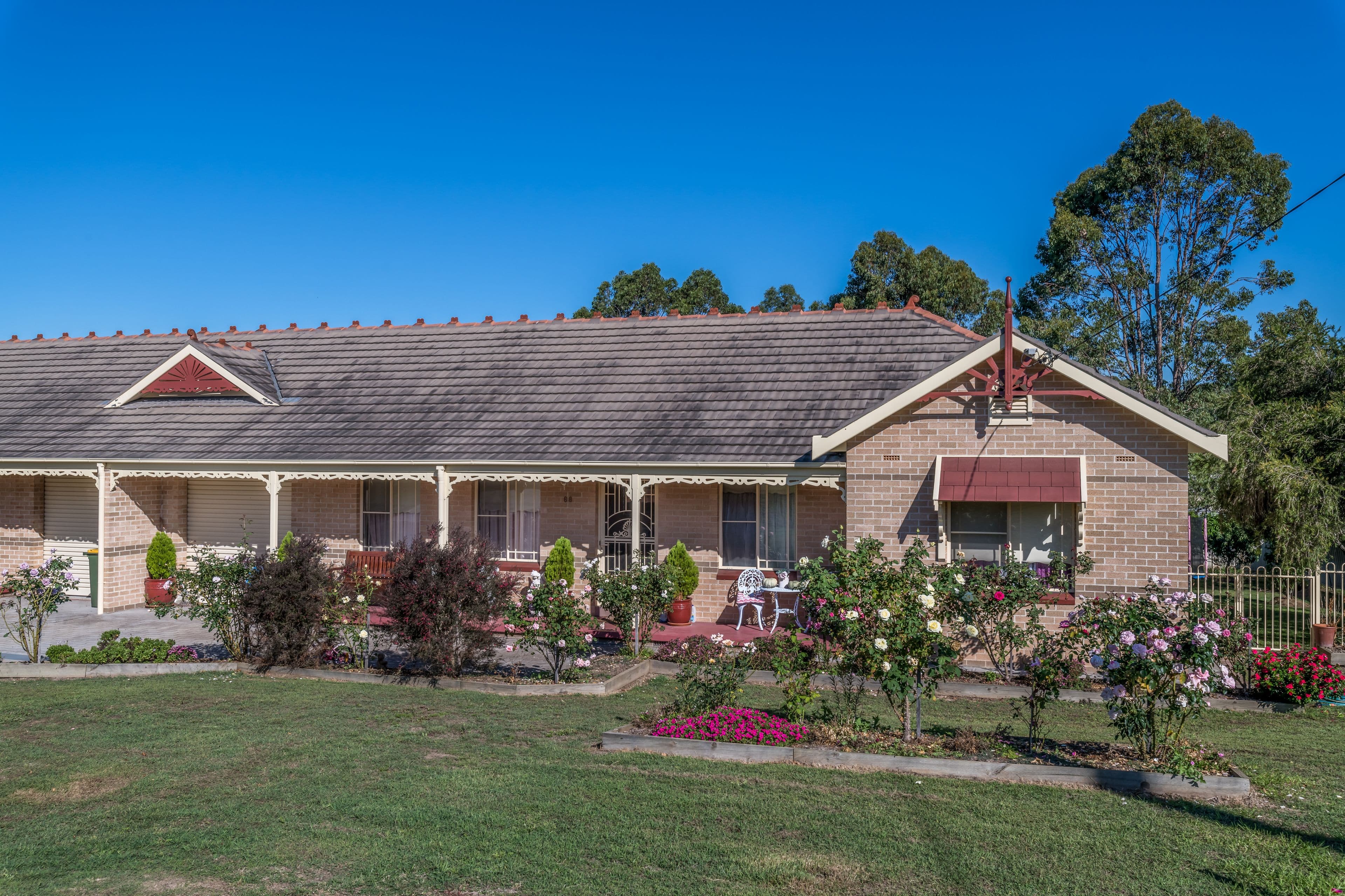 68 Queen Street, Clarence Town - Image 1