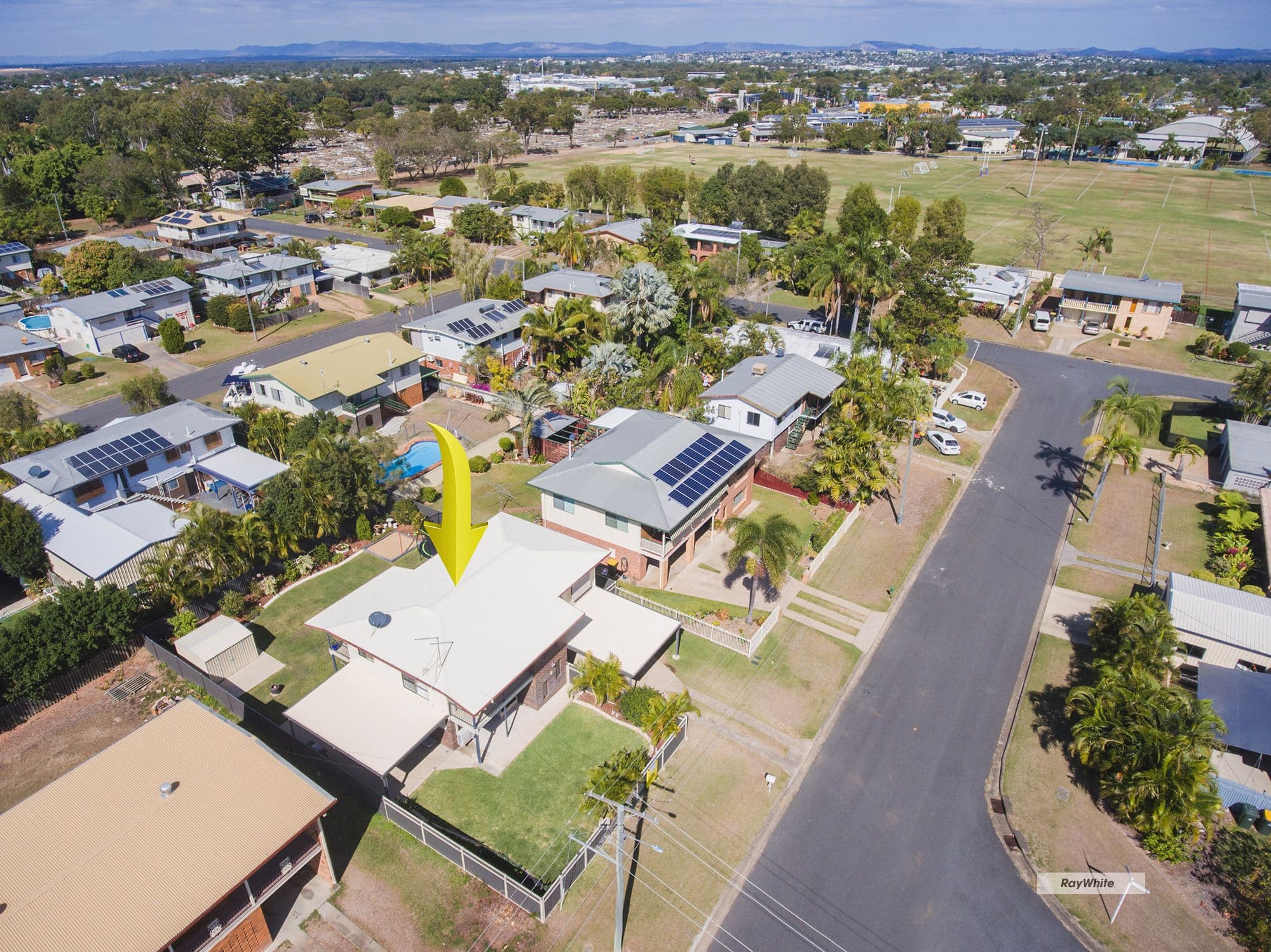 9 Swain Street, Norman Gardens QLD 4701, Norman Gardens - Thumbnail 2