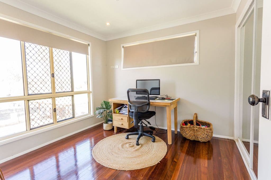23 Edgewood Drive, Emerald QLD 4720, Emerald - Thumbnail 4