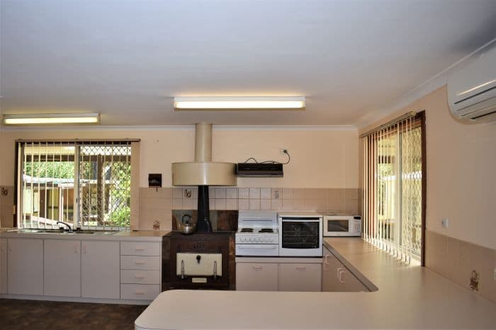 20 Walter Street, Nannup WA 6275, Nannup - Thumbnail 6