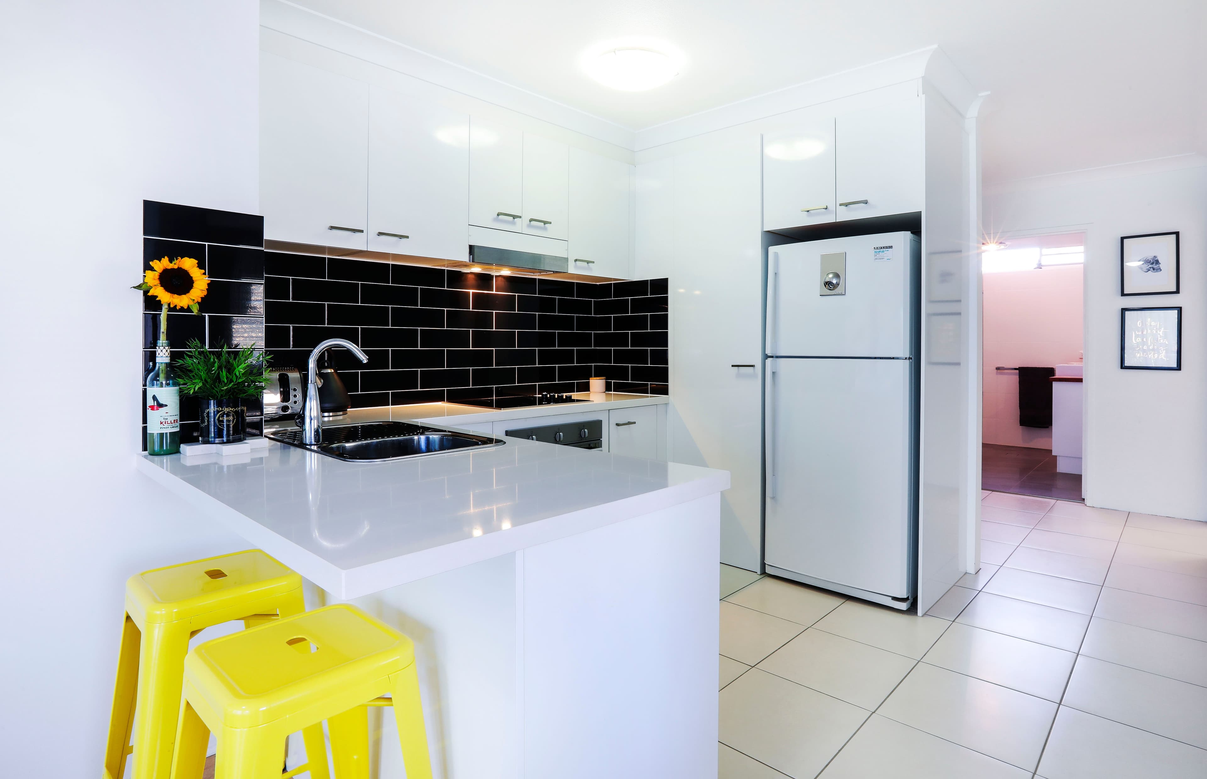 54-56 Karbunya Street, Mermaid Waters QLD 4218, Mermaid Waters - Thumbnail 7