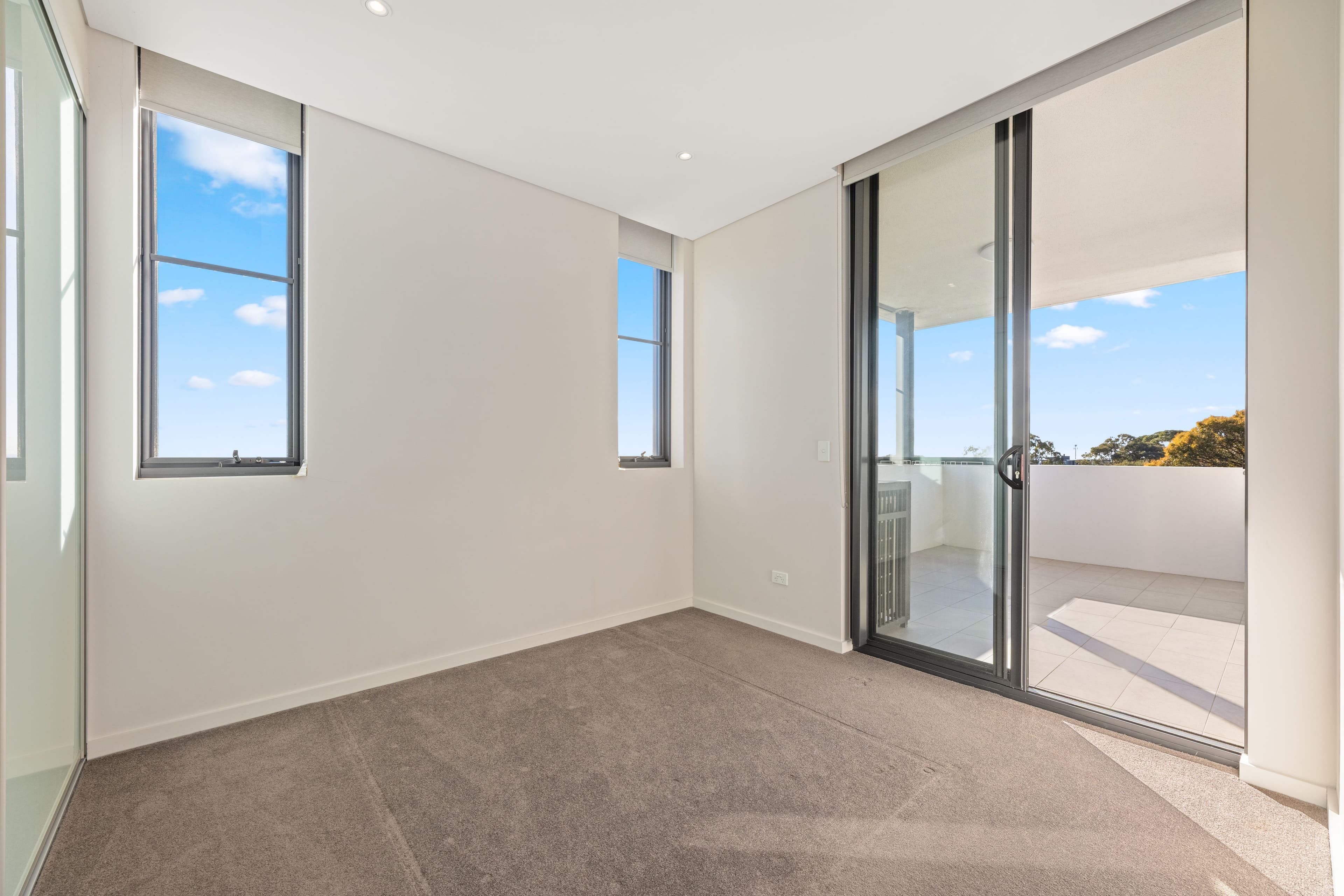 66 Glencoe Street, Sutherland NSW 2232, Sutherland - Thumbnail 5