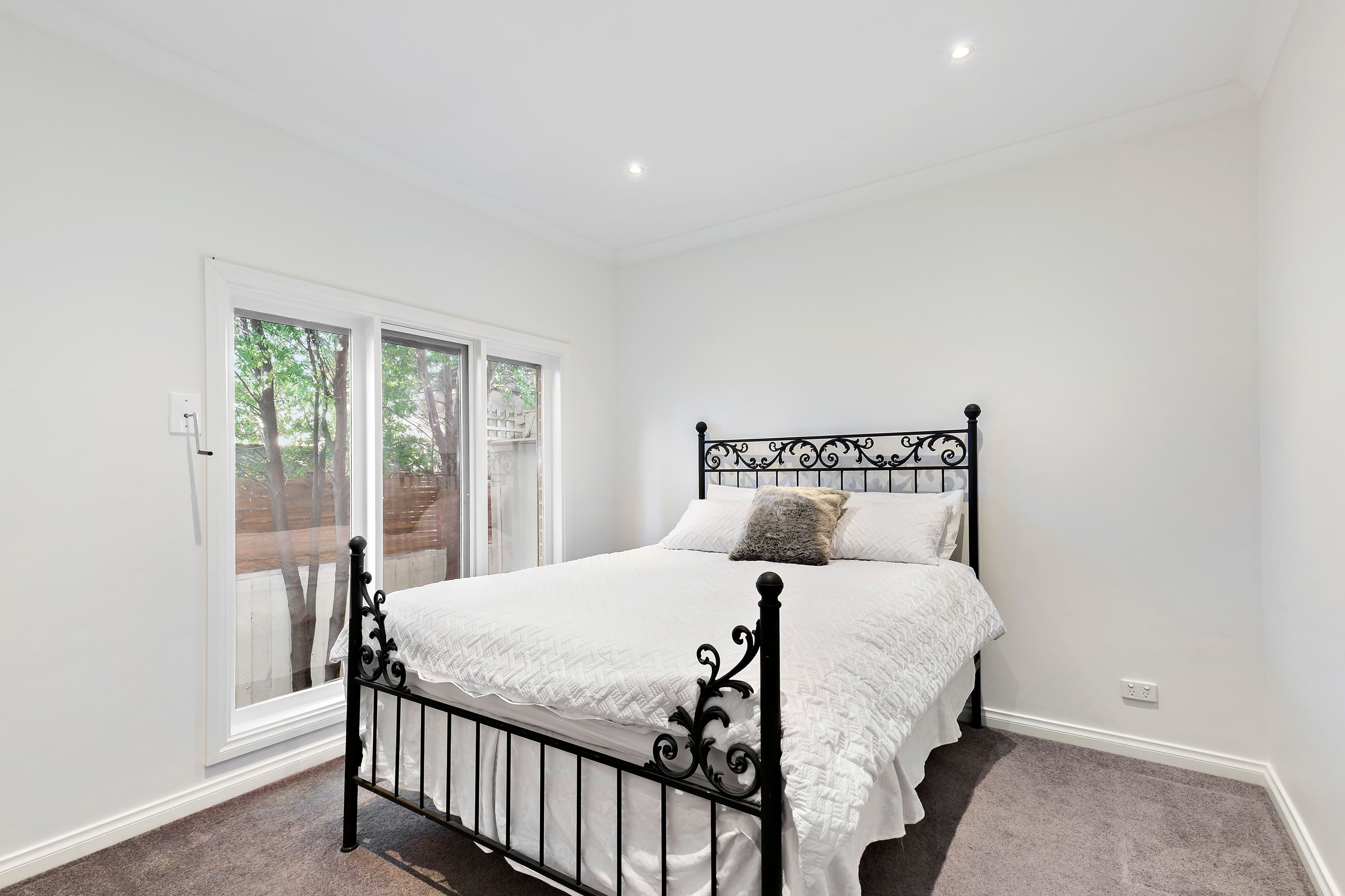 15 Tullius Avenue, Oakleigh East VIC 3166, Oakleigh East - Thumbnail 6