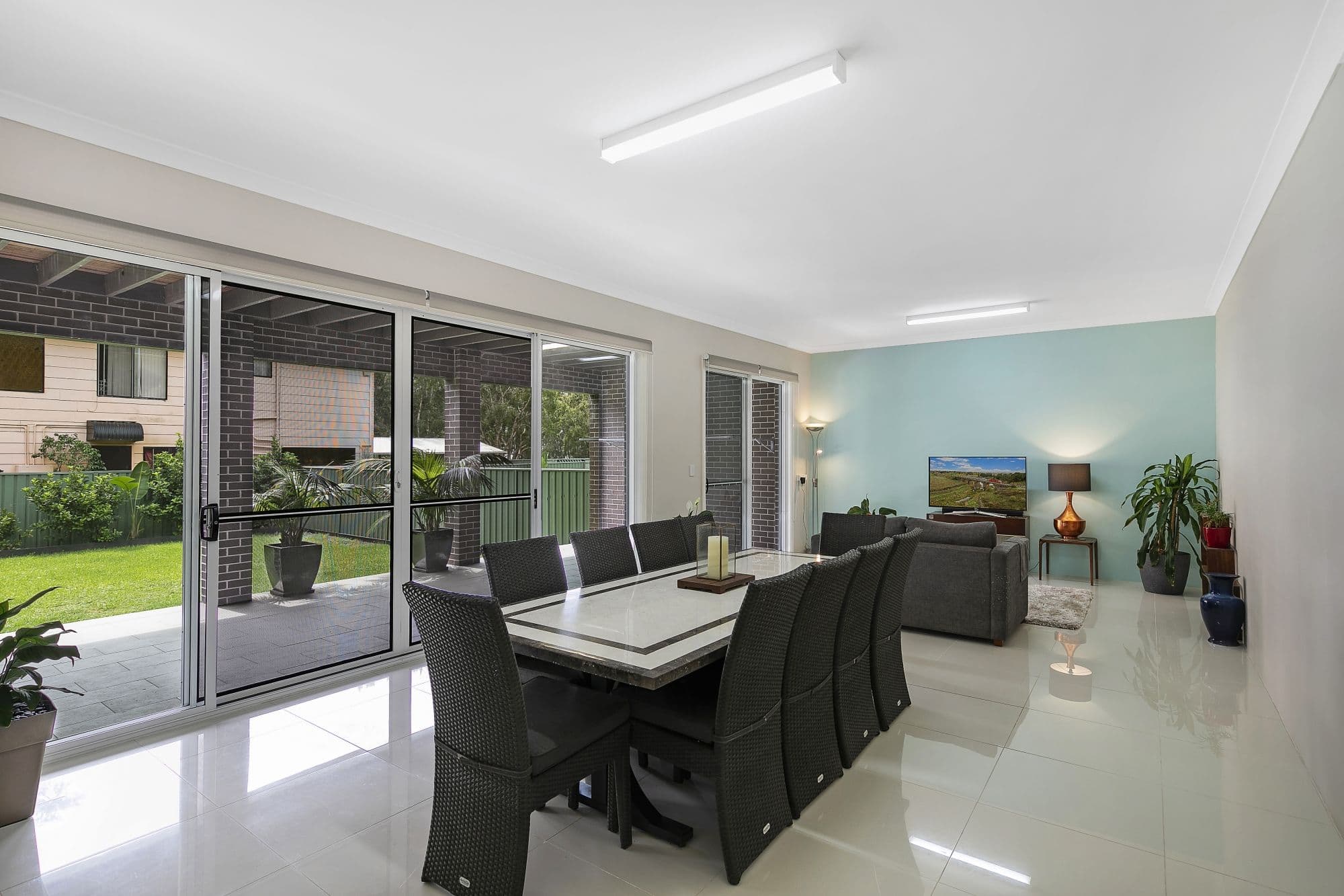 123 Lakedge Avenue, Berkeley Vale - Thumbnail 2