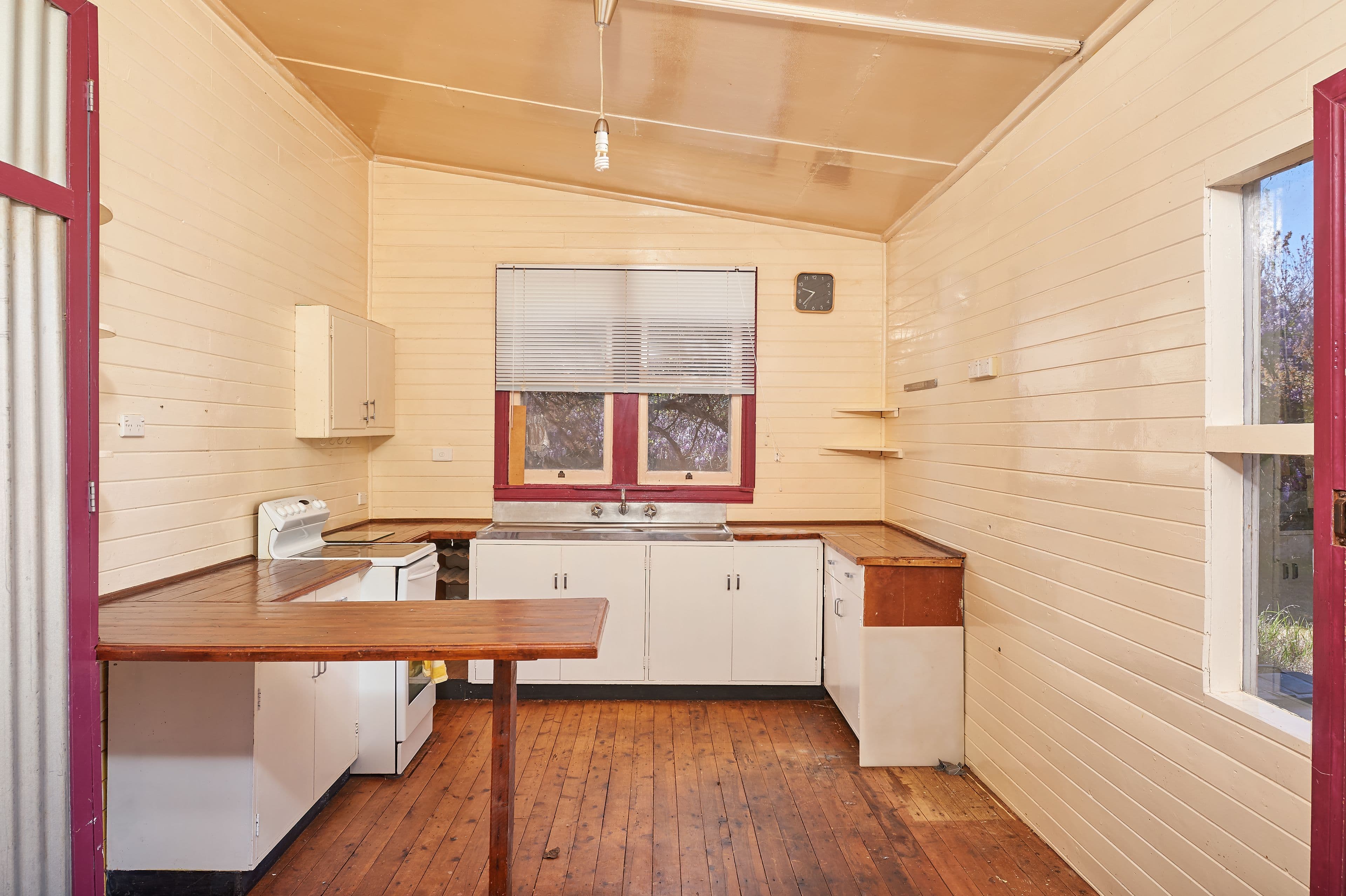 35 Spring Street, Ganmain - Thumbnail 2