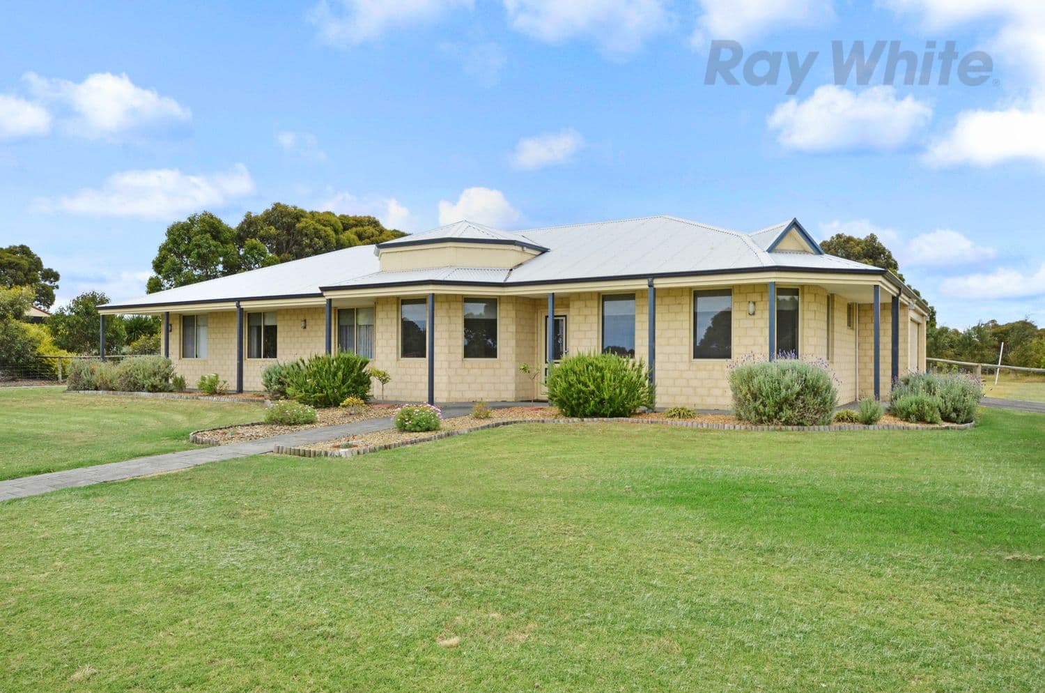 41 Randell Crescent, Warrenup WA 6330, Warrenup - Thumbnail 4