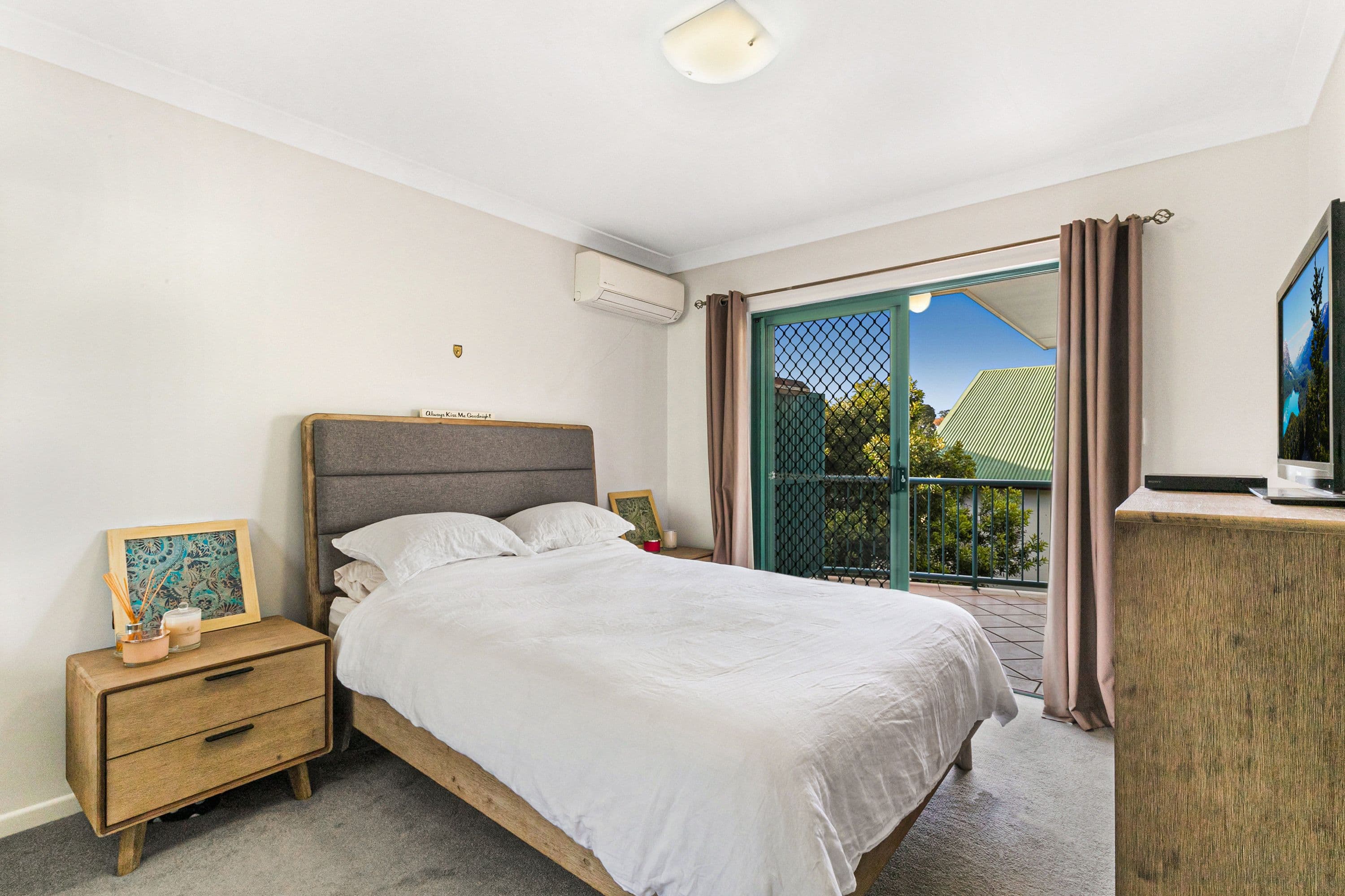 81 Waverley Road, Taringa QLD 4068, Taringa - Thumbnail 2