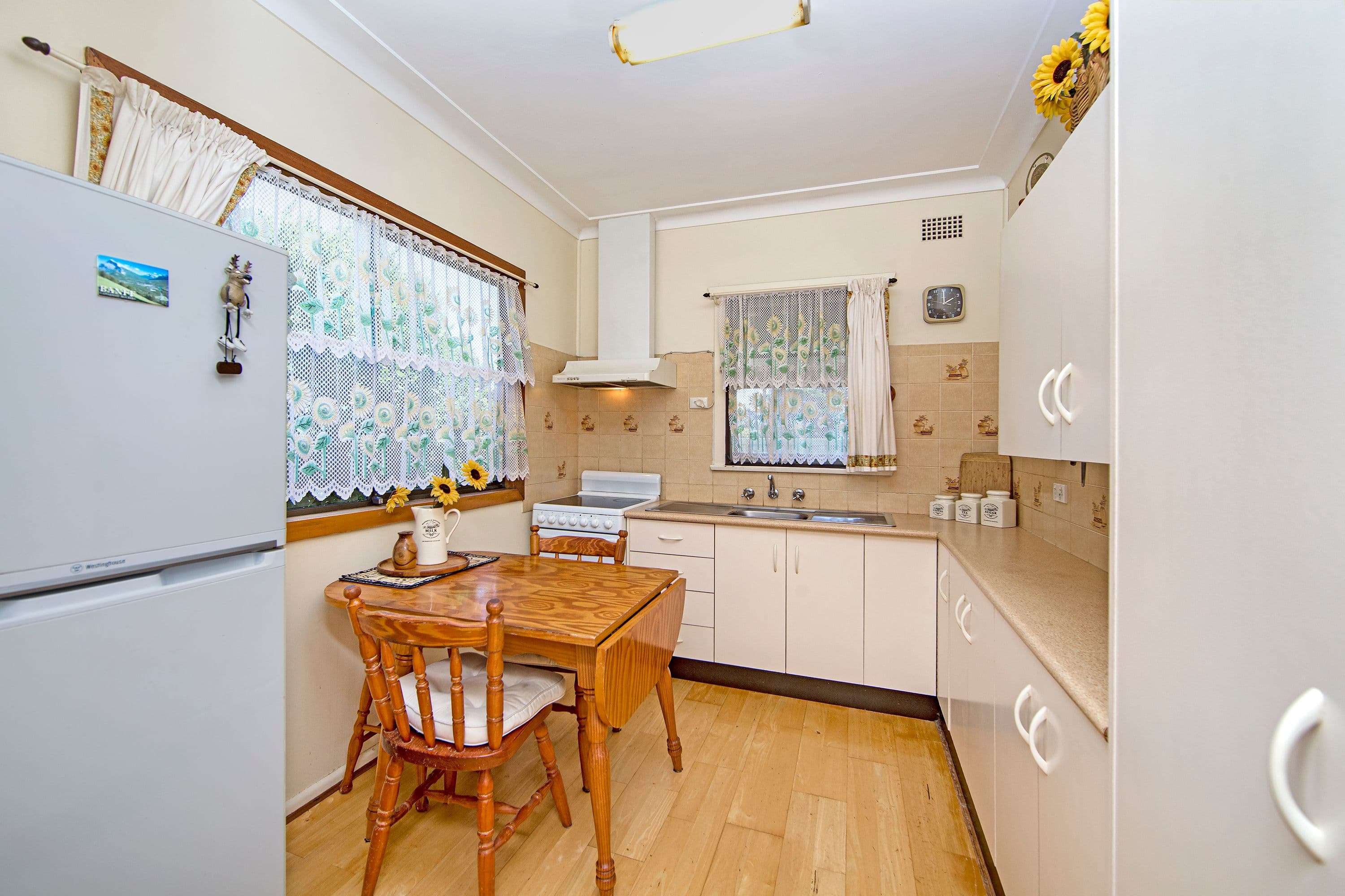 8 Moss Avenue, Toukley NSW 2263, Toukley - Thumbnail 2