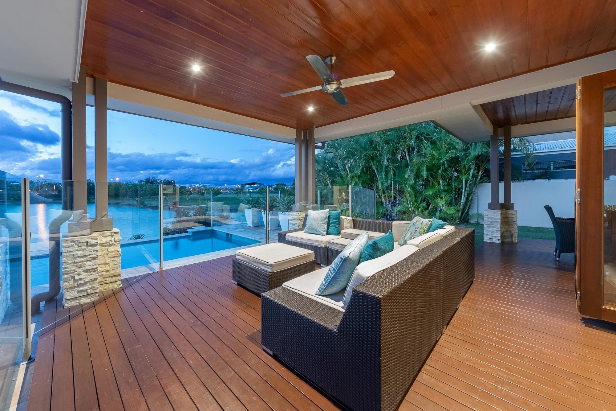 9 Valetta Crescent, Varsity Lakes QLD 4227, Varsity Lakes - Thumbnail 2